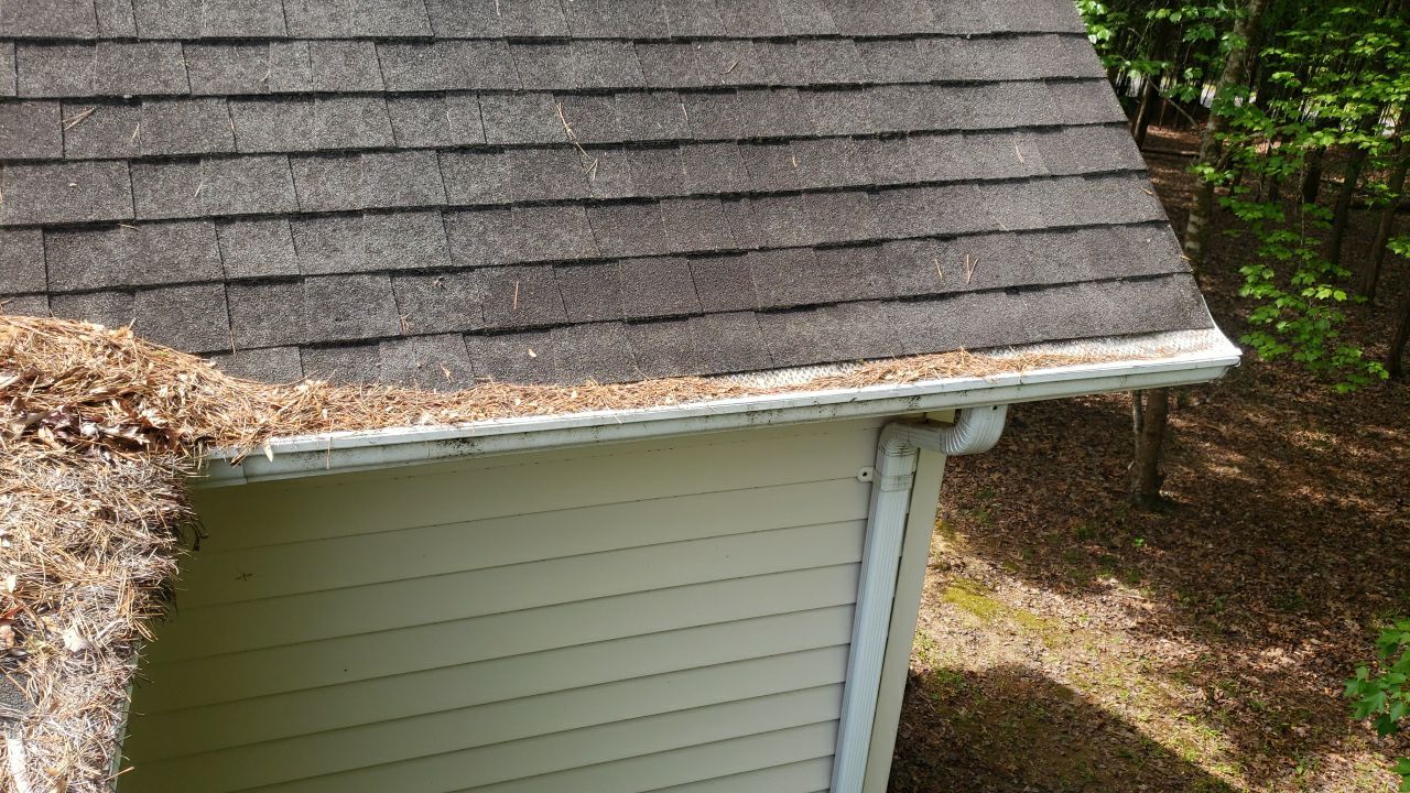 House Wash using cleaner by Power Wash Masters LLC