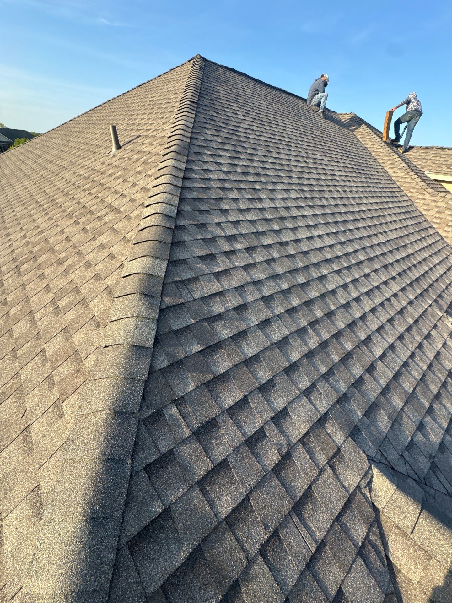 Residential Roof Replacement using GAF WEATHERED WOOD by Elite Roofing LLC