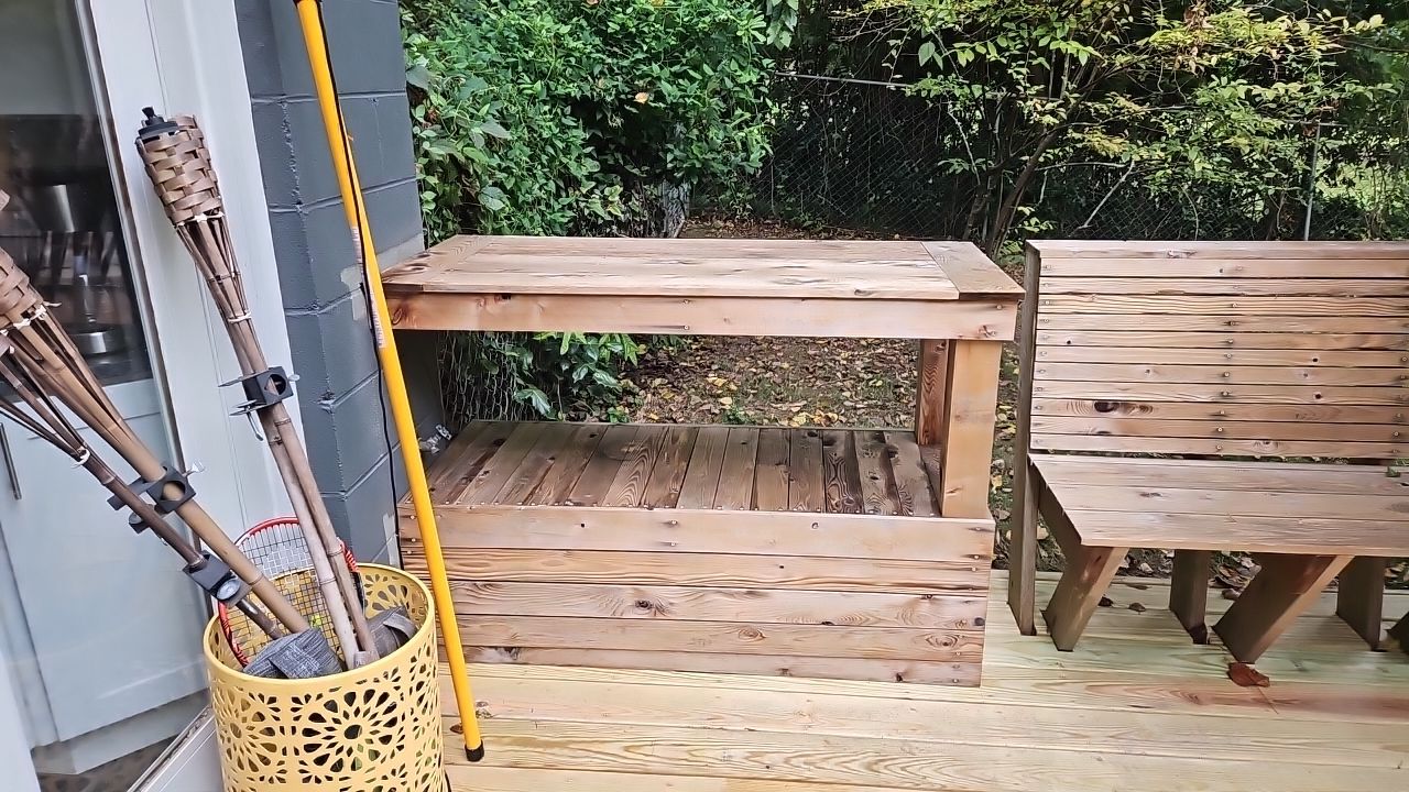 Windsor Blvd - Deck Installation by Pillar and Pine