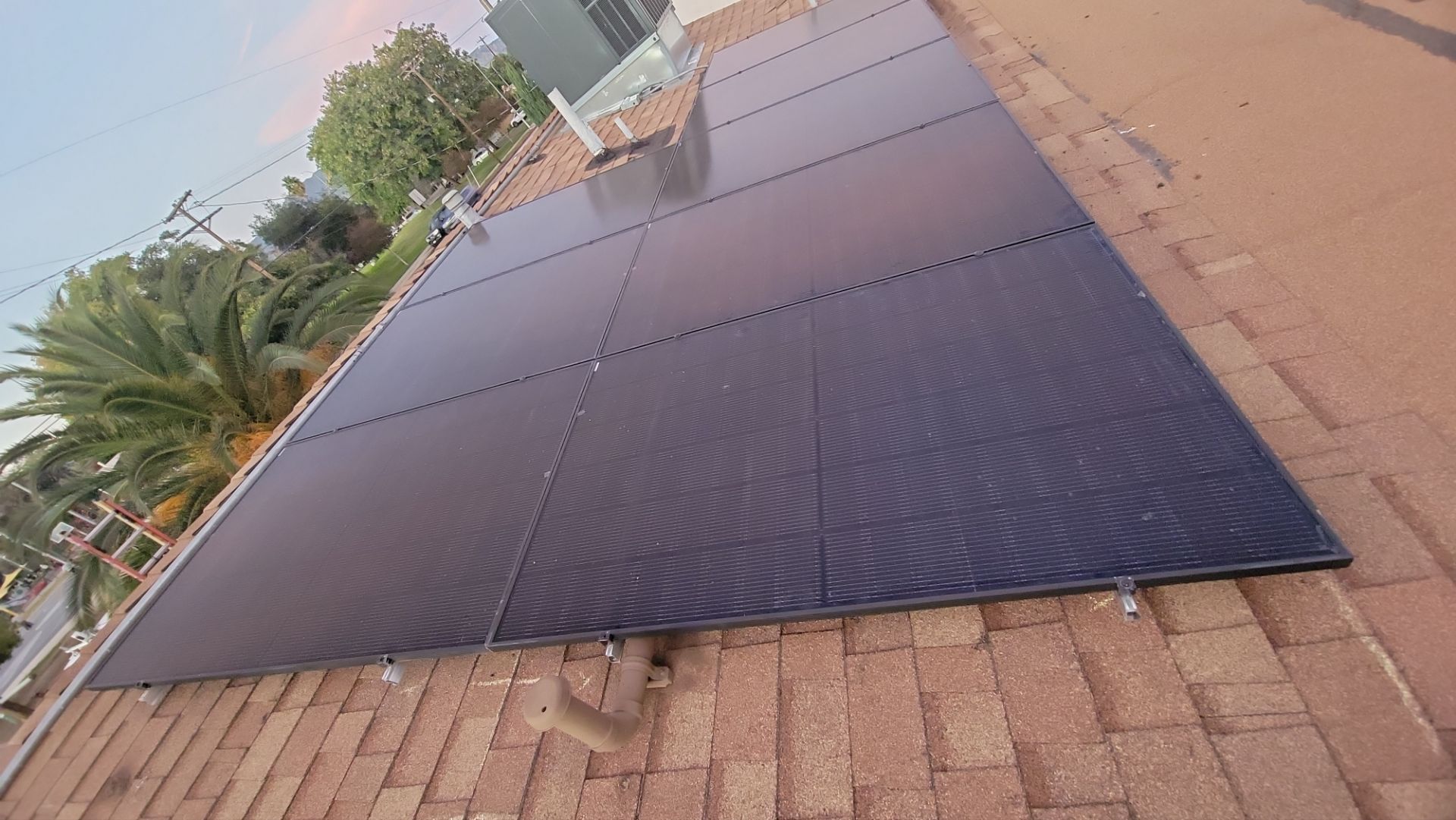 Twelve Panel Solar Installation in Los Angeles by AWS Solar