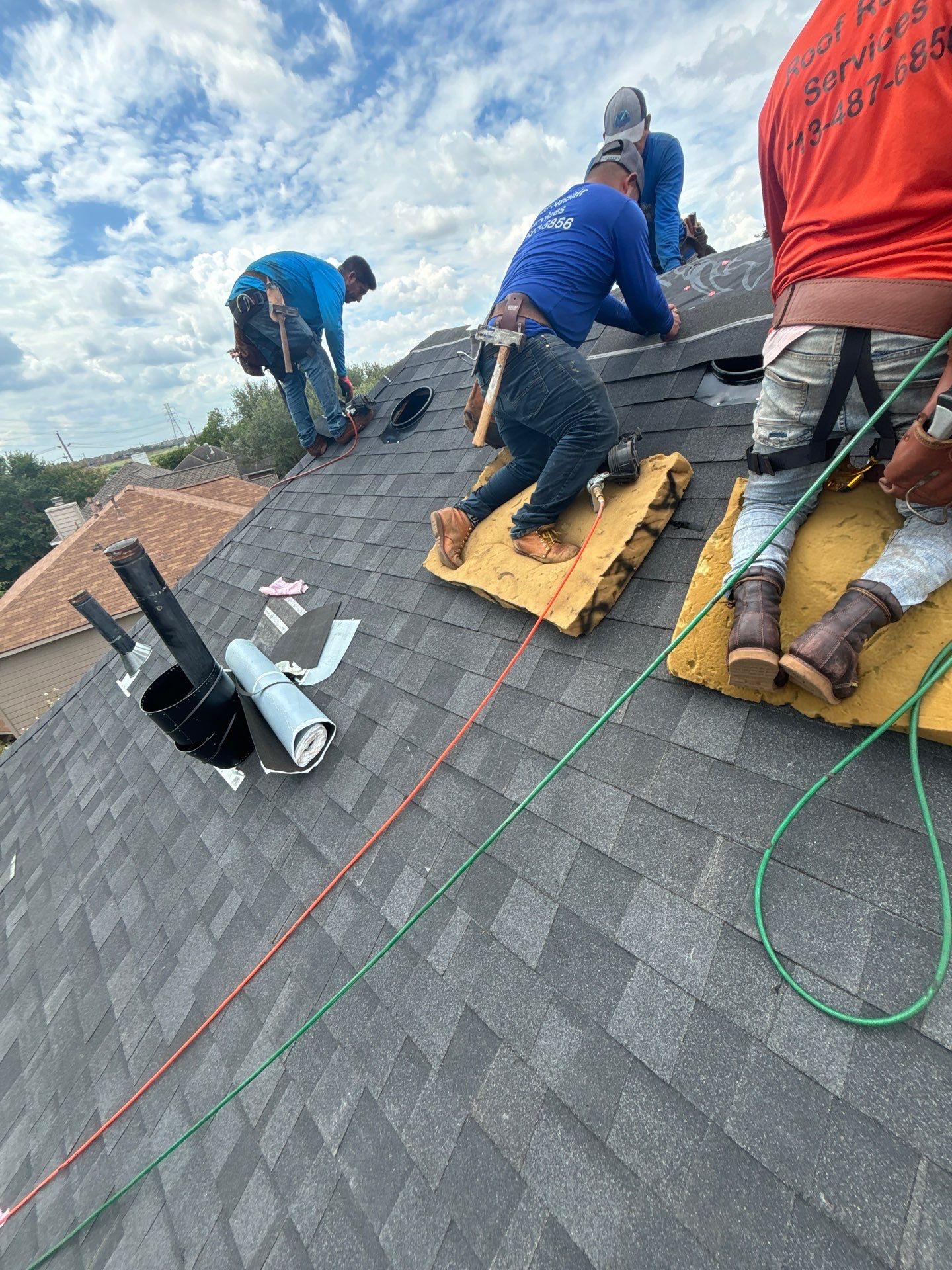Residential Roofing Installation using Owen's Corning Duration (Lifetime) Shingles by Roof Repair Company
