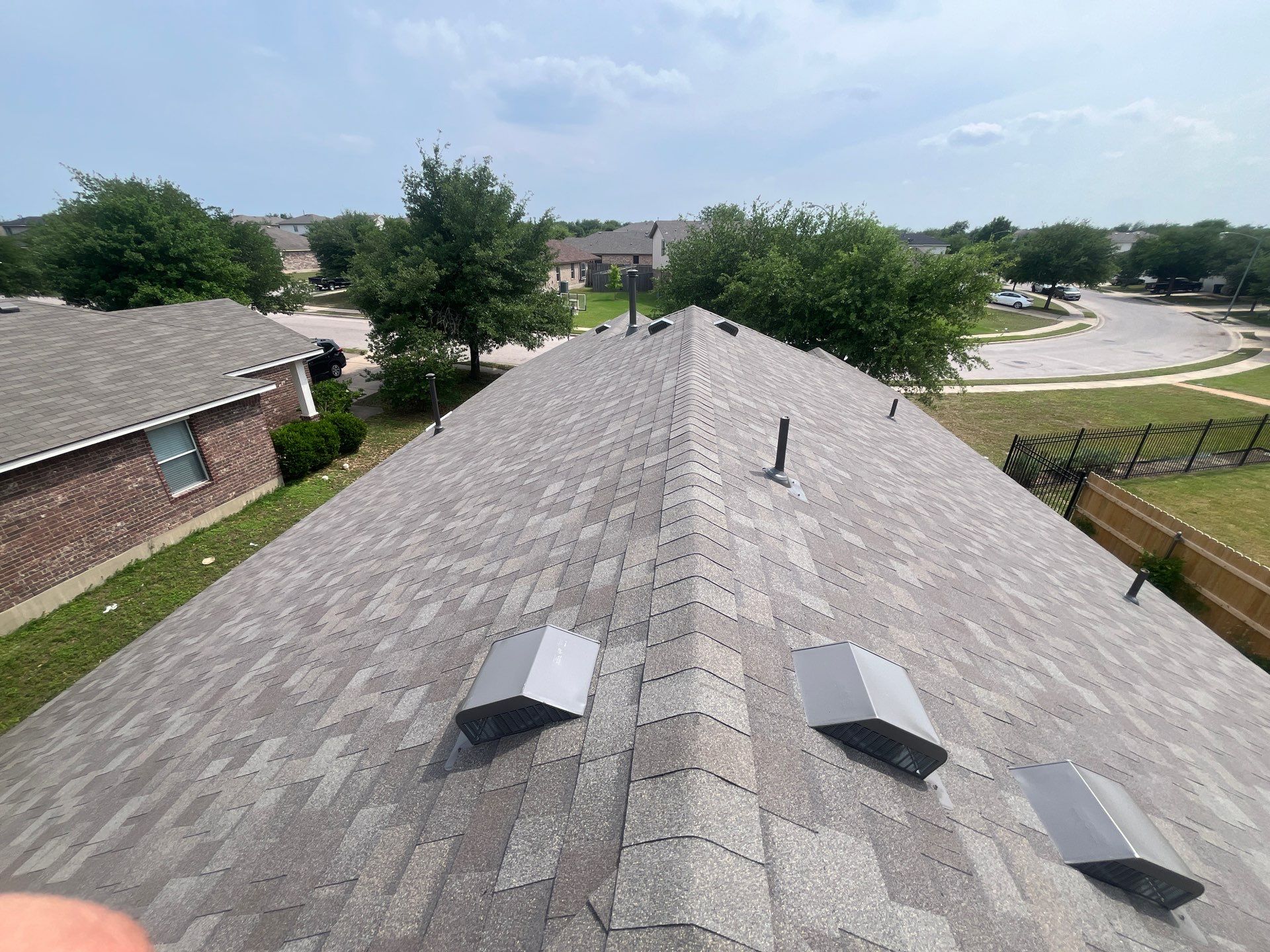 Residential Roofing Installation using Owens Corning Oakridge by Kstylez Roofing & Construction