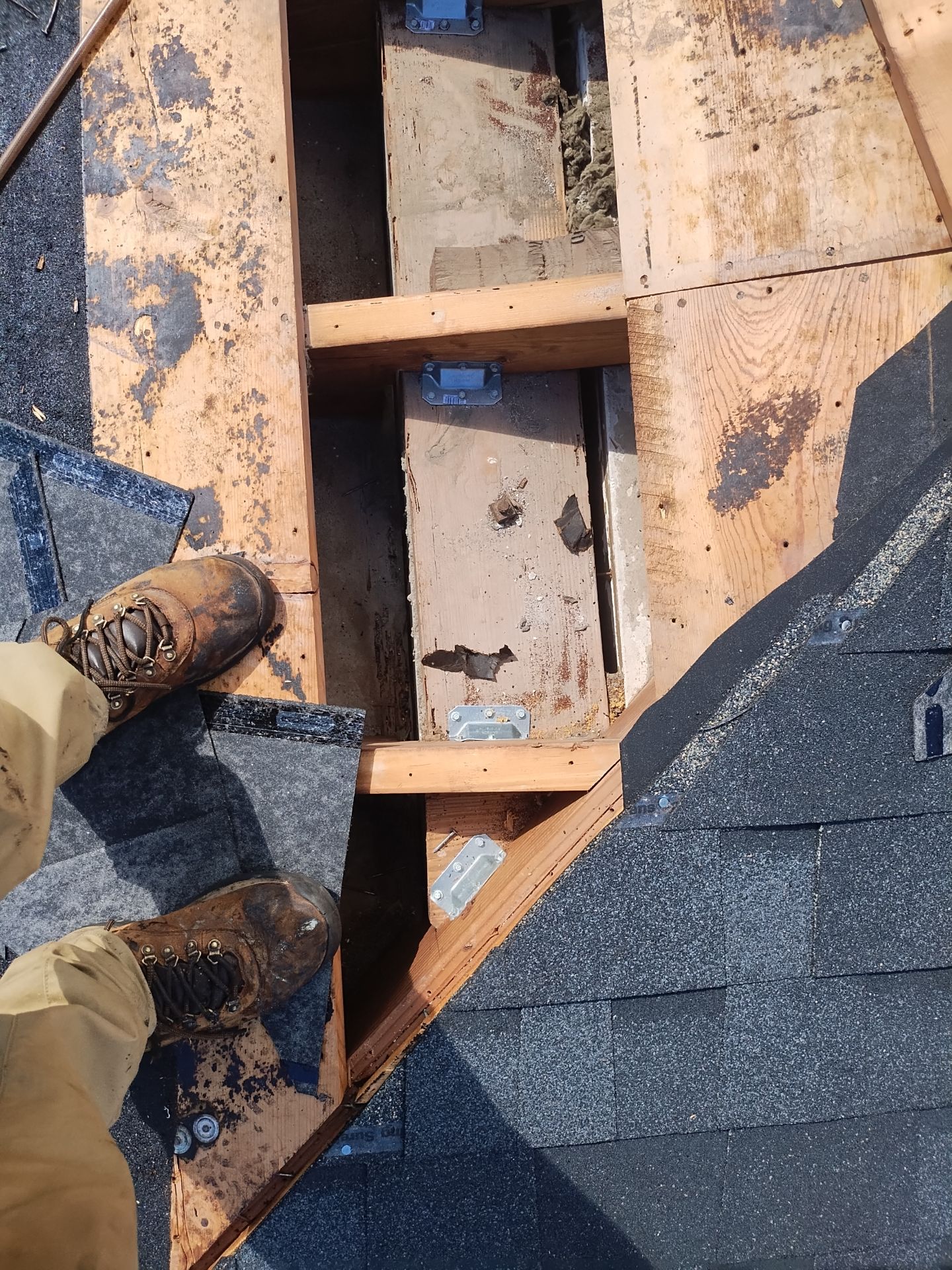 Project in St. Petersburg 33712 by Mitchell Roofing Company LLC 