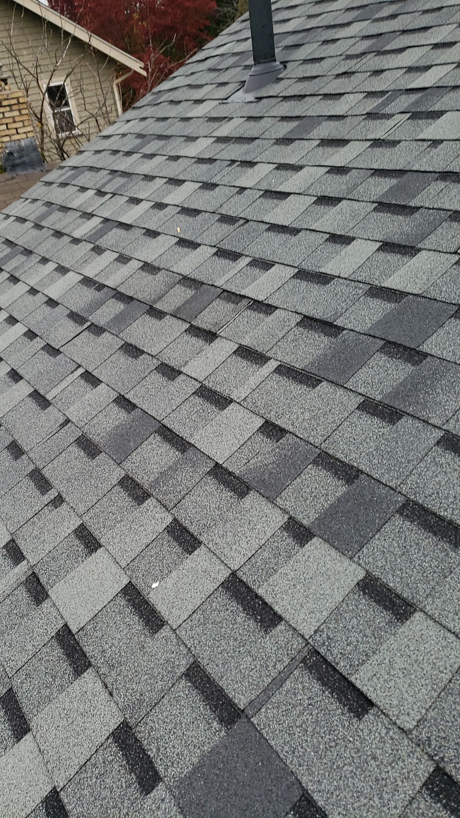 ATLAS PINNACLE COLOR: HEARTHSTONE DRIP EDGE: WHITE by Eagle Eye Roofing