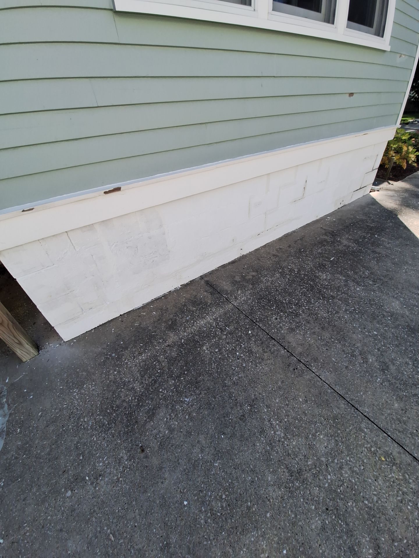 Exterior Painting and Deck staining by Gordon Painting