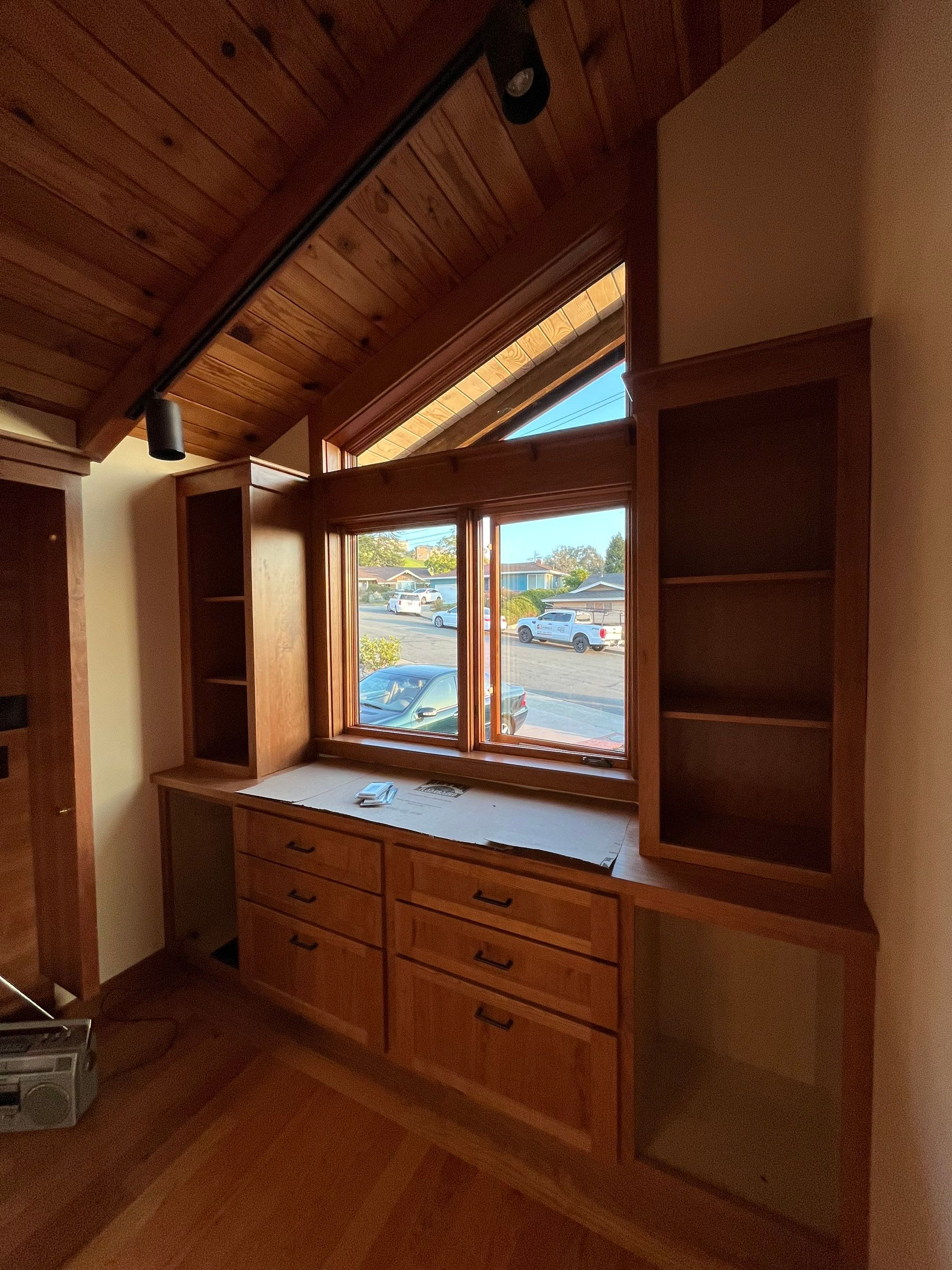 Custom interior painting and decorating by Herrera’s Bay Area Painting inc.