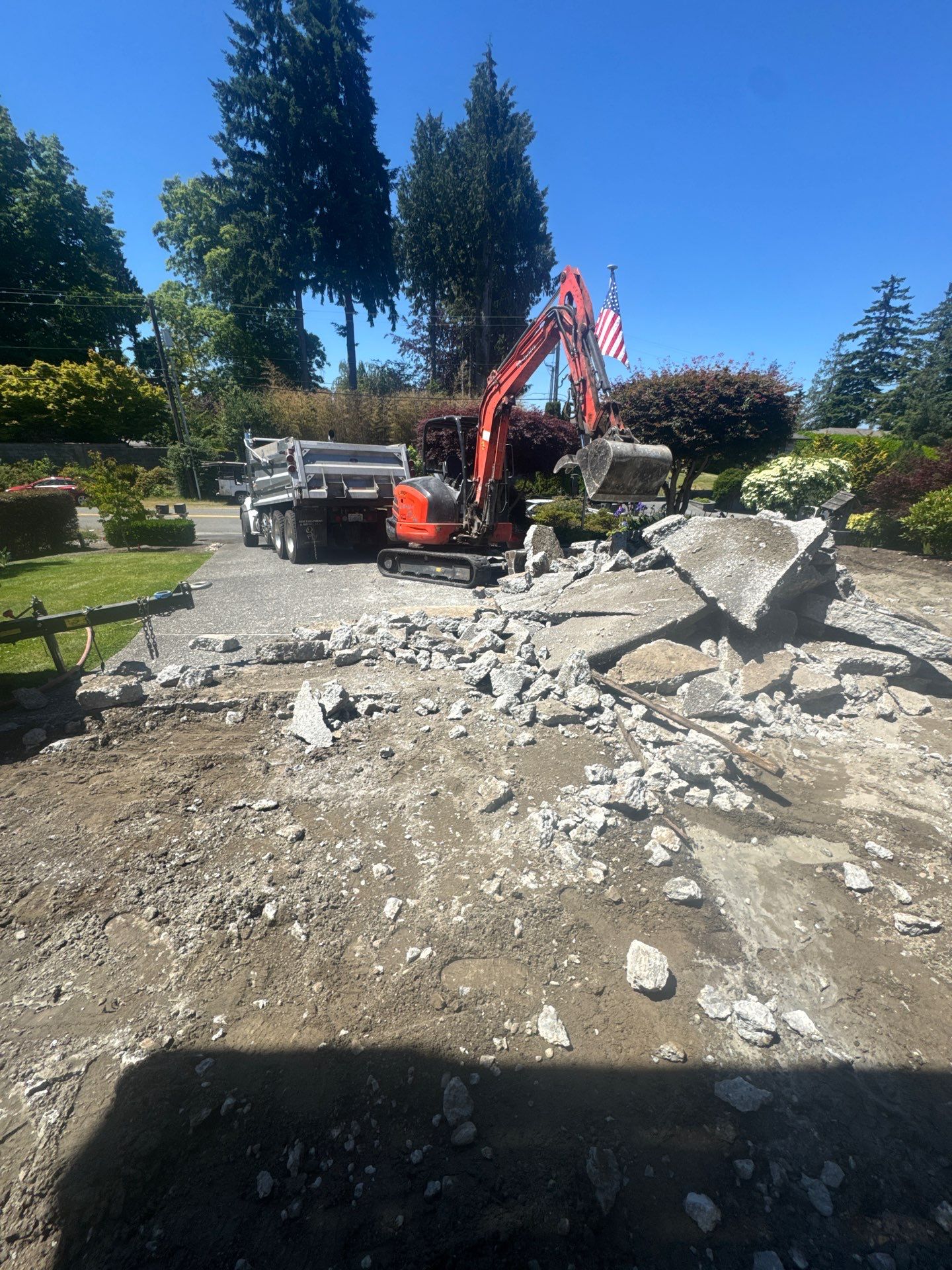 Concrete Driveway Repair | Edmonds  by Jireh Asphalt & Concrete Inc 