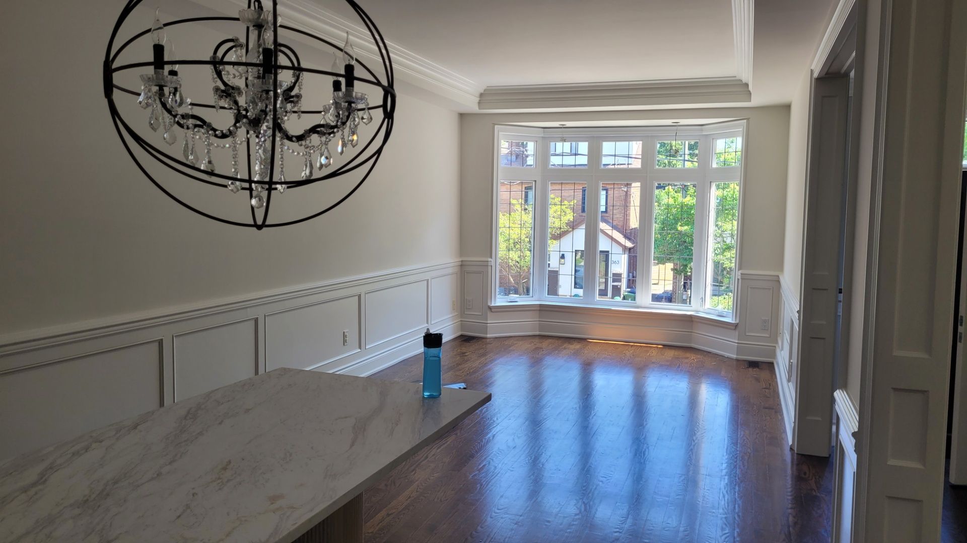 Interior Painting and Finishing for a Home in Toronto by GTA HOME PAINTING
