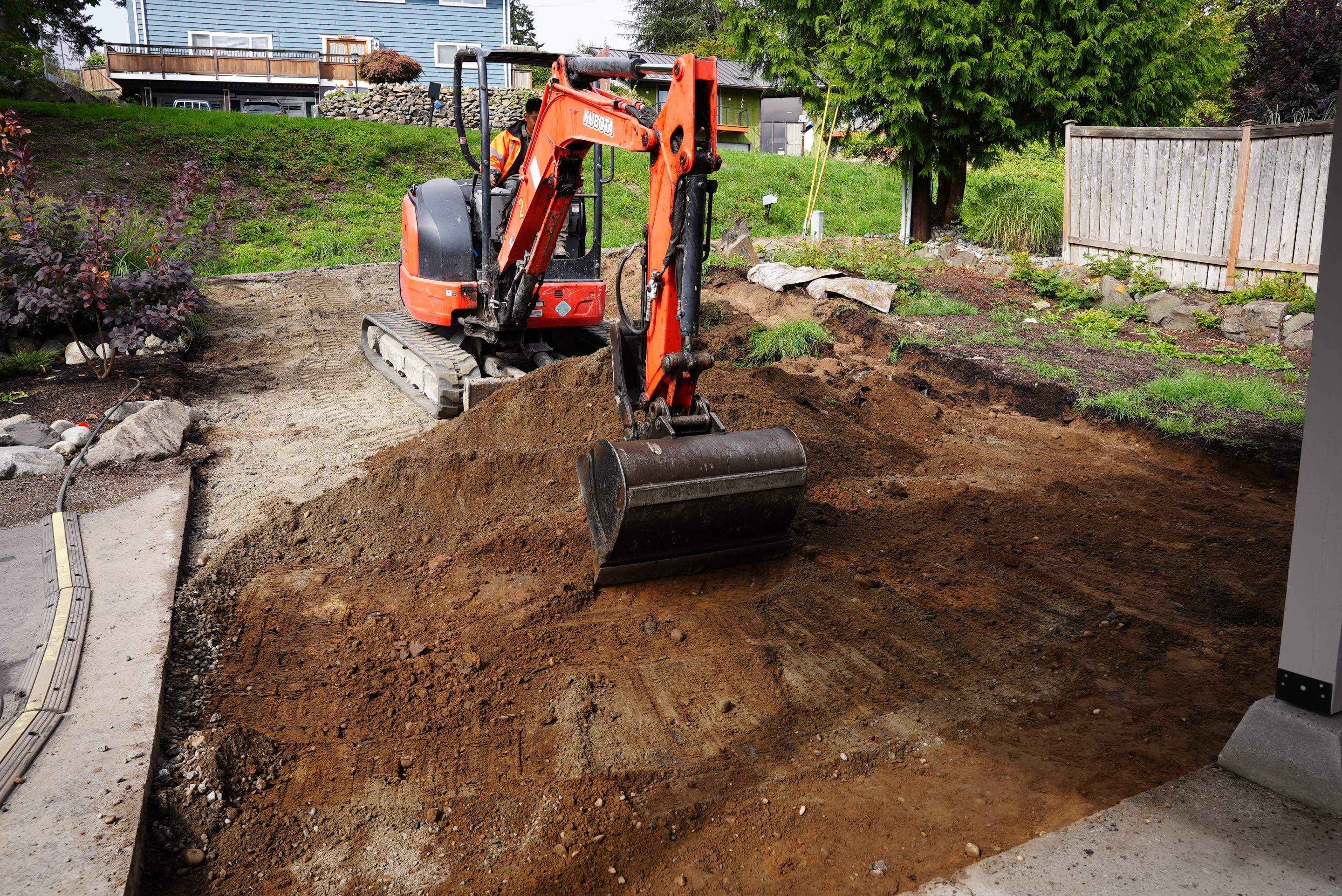Asphalt Driveway Repair | Edmonds  by Jireh Asphalt & Concrete Inc 