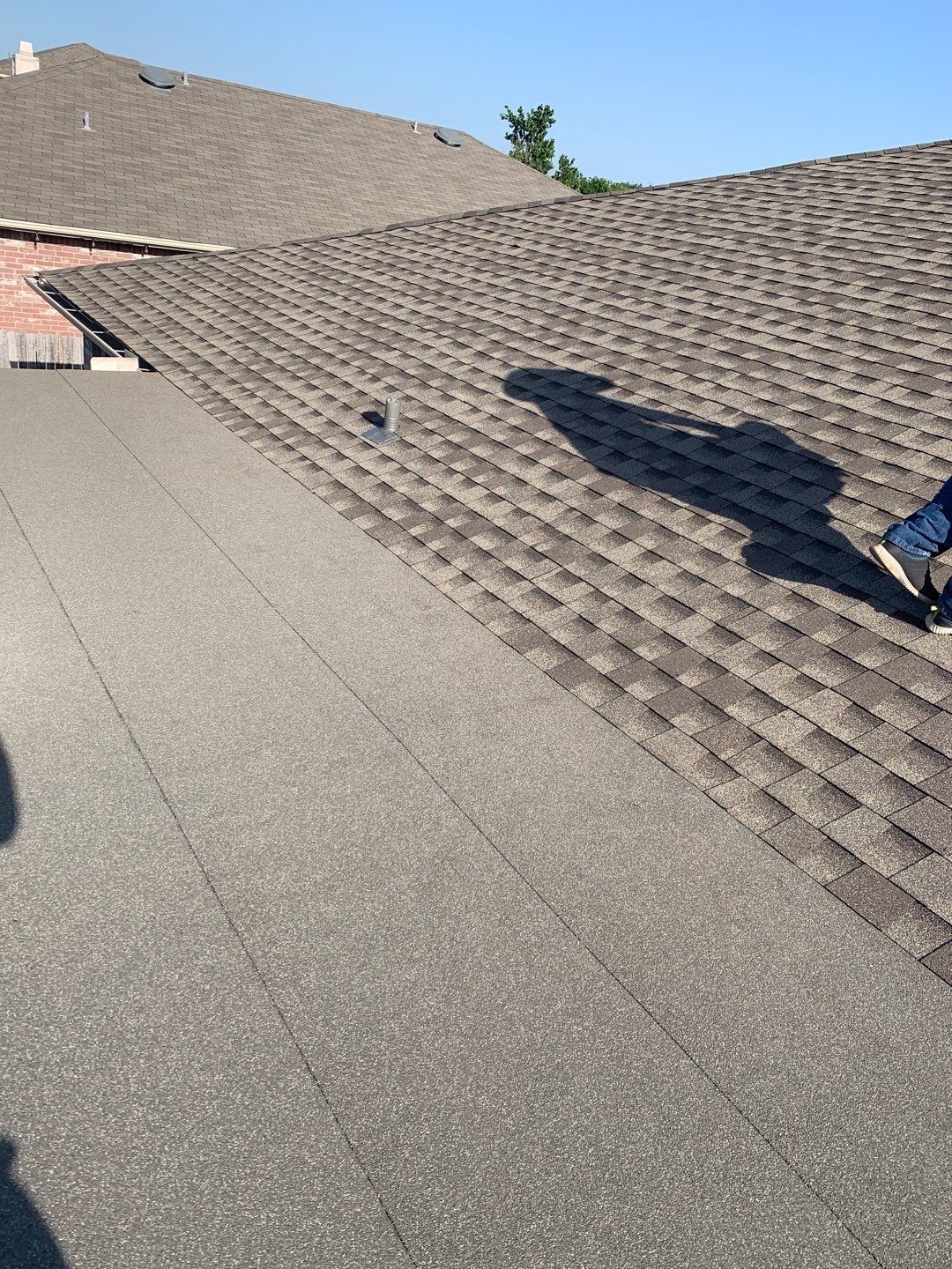 GAF HDZ - Weathered Wood by Elite Roofing LLC