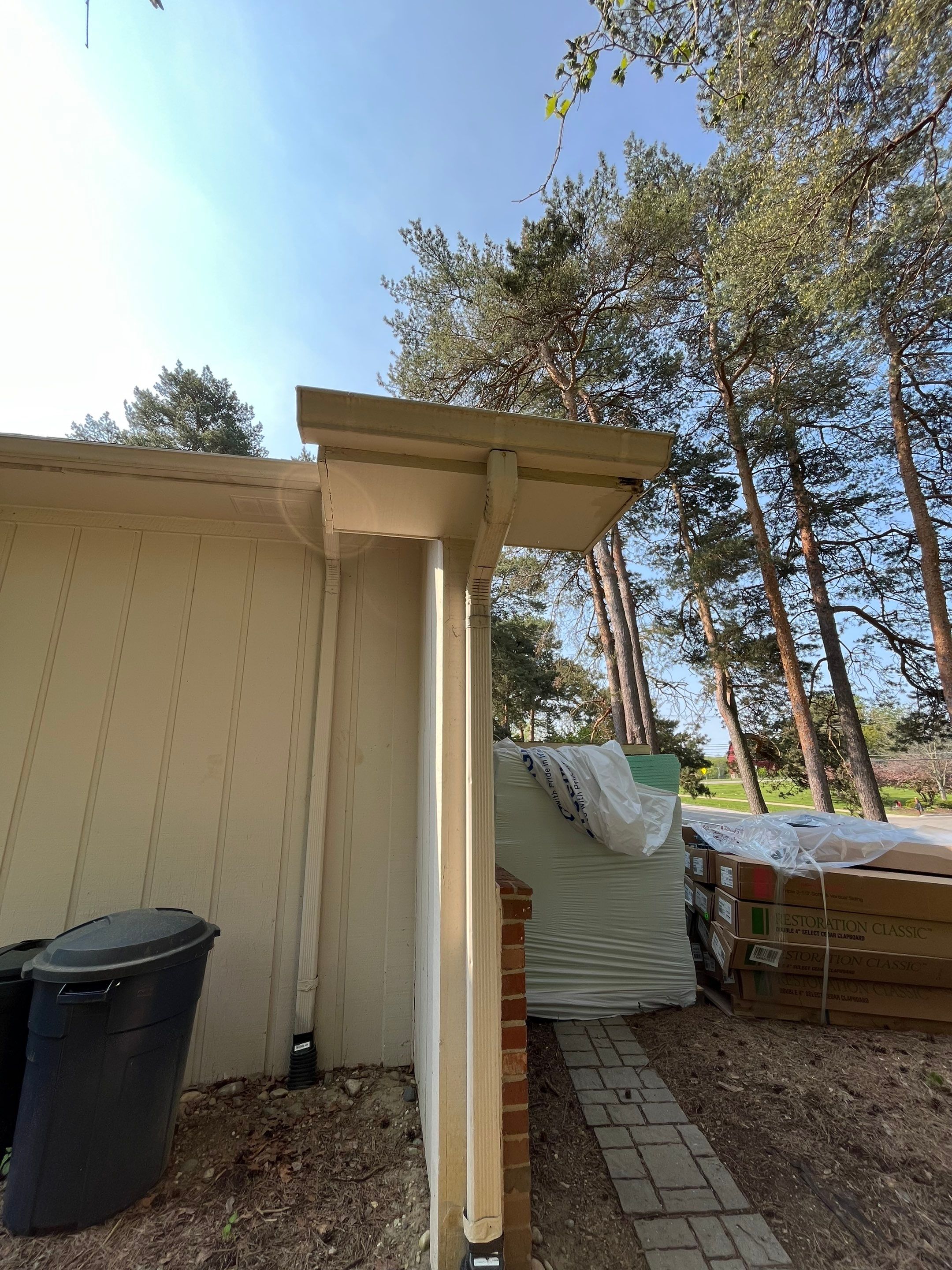 Siding Replacement using CertainTeed Restoration Classis D4 by 180 Contractors