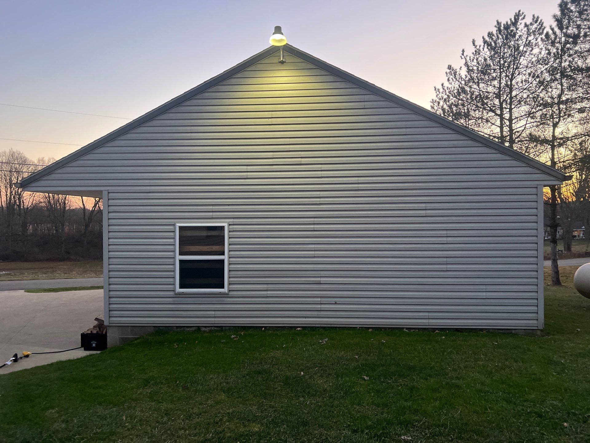 Daniel Horn by Silver Leaf Contracting 