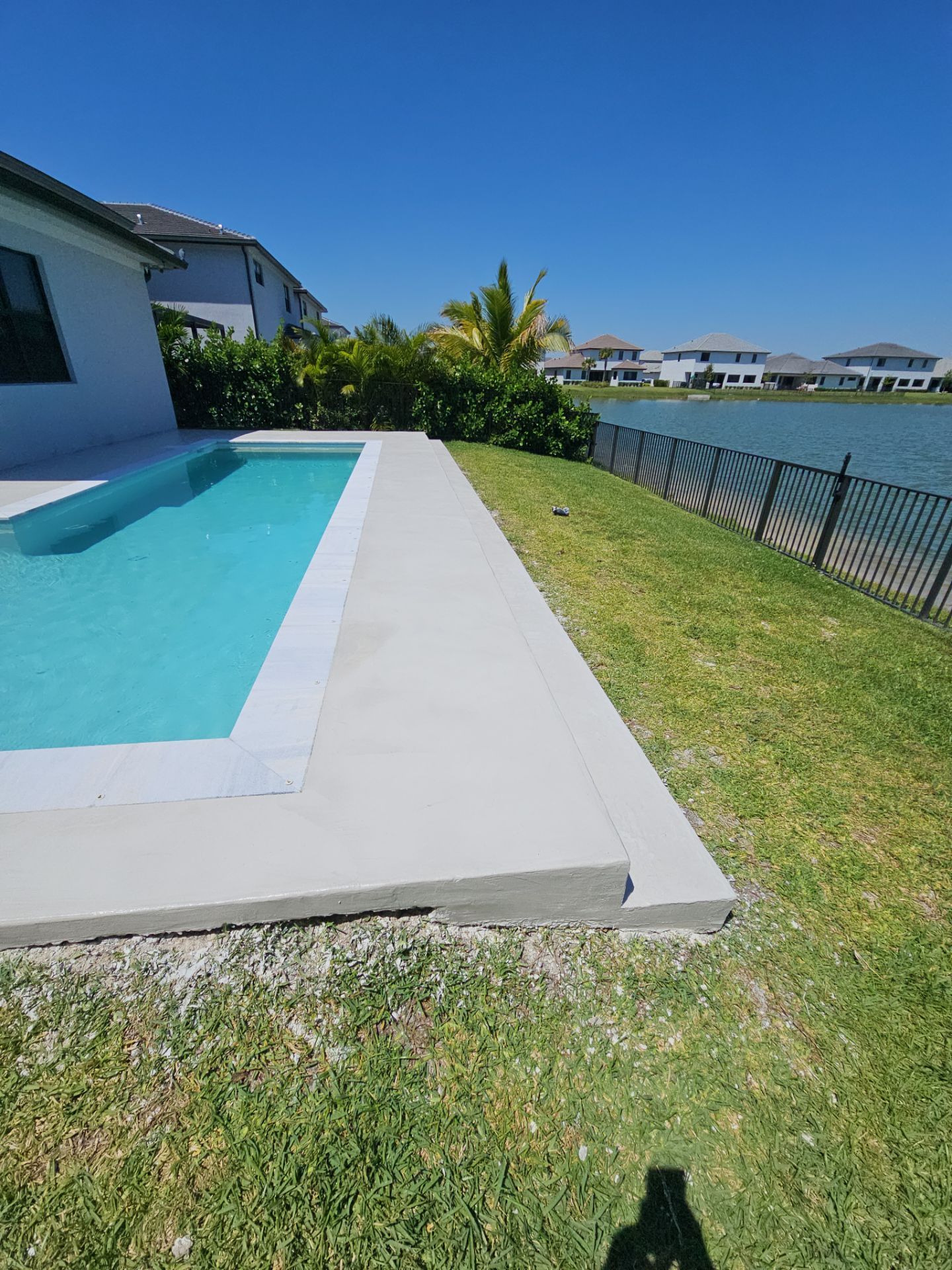 Pool Deck Resurfacing by Seamless Surfaces