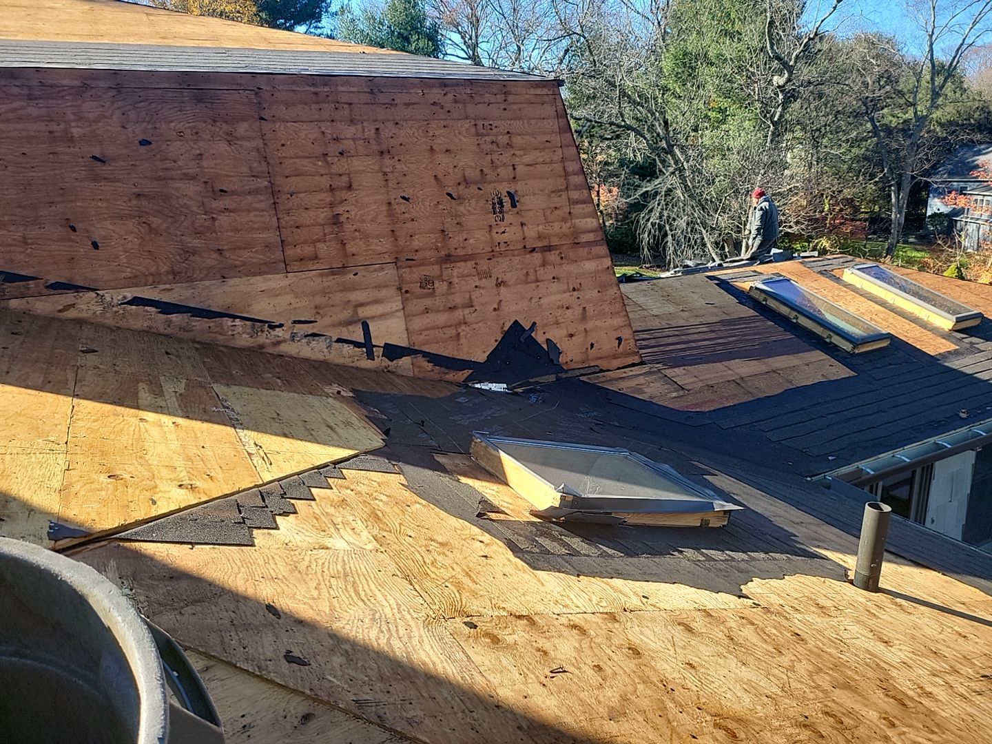 Residential Roofing Installation using Owens Corning TruDefinition Onyx Black by A Plus Exterior