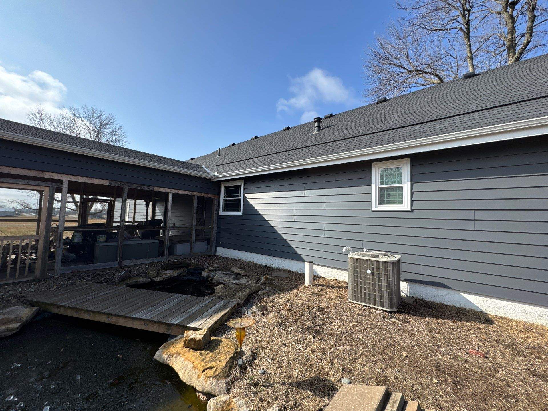 Siding Installation using Craneboard D7 by EEC Windows, Siding & Roofing