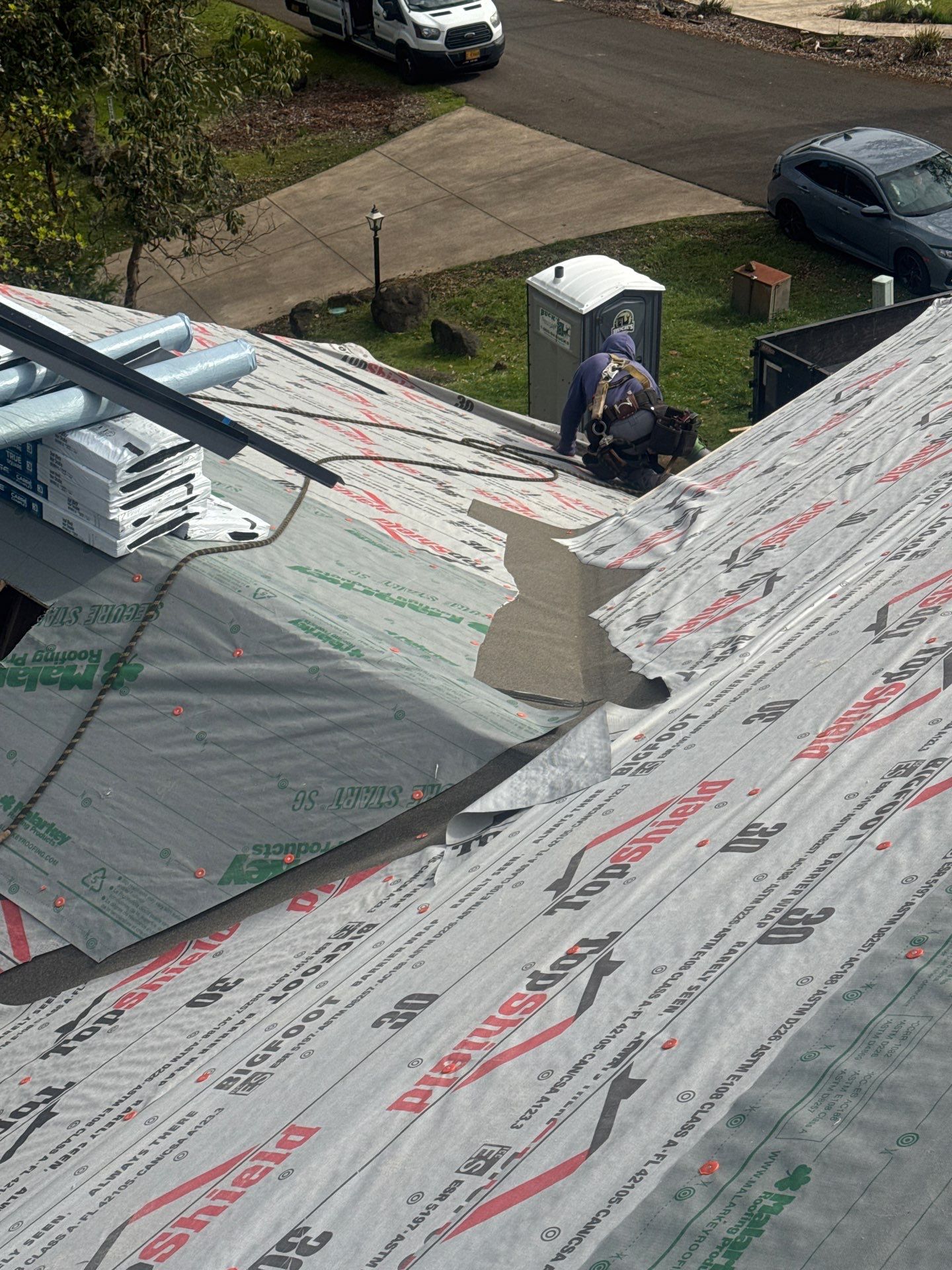 Residential Roofing Installation – Eugene, OR by BEST Roofing & Waterproofing
