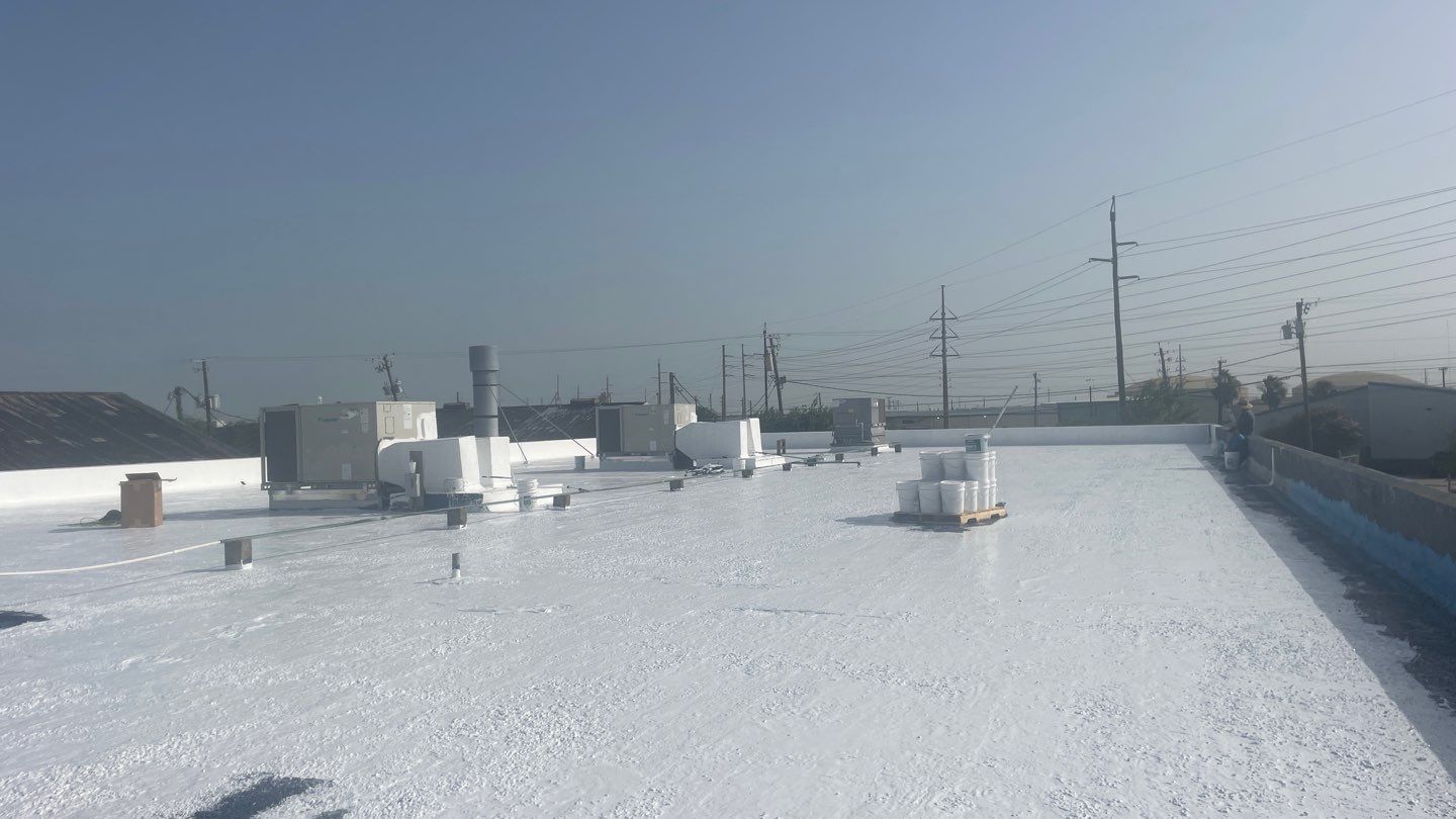 Dirty leaking Gravel Roof by Bayfront Roofing and Construction