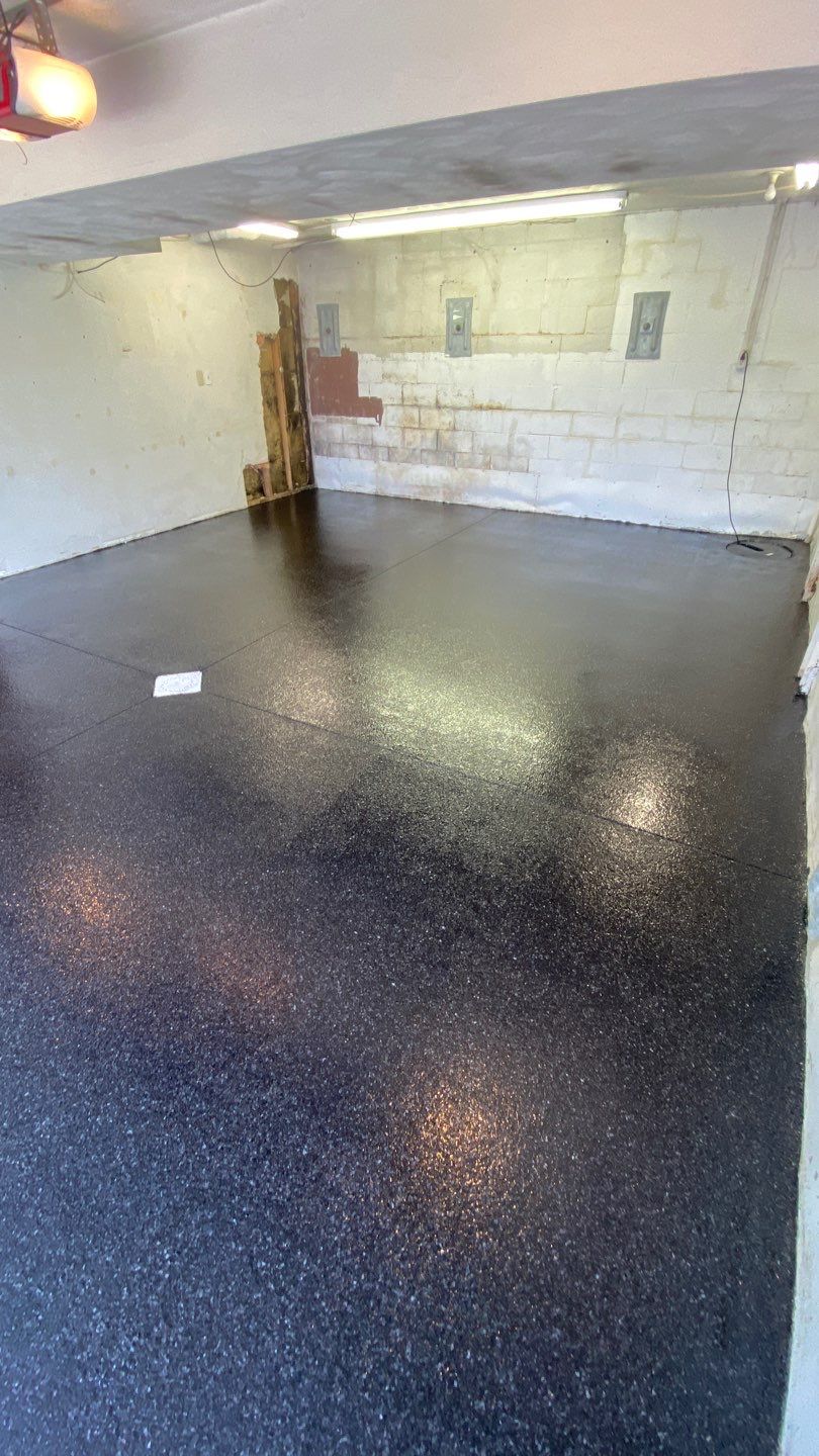 Carbon Garage Floor by Floors in a Day, Inc