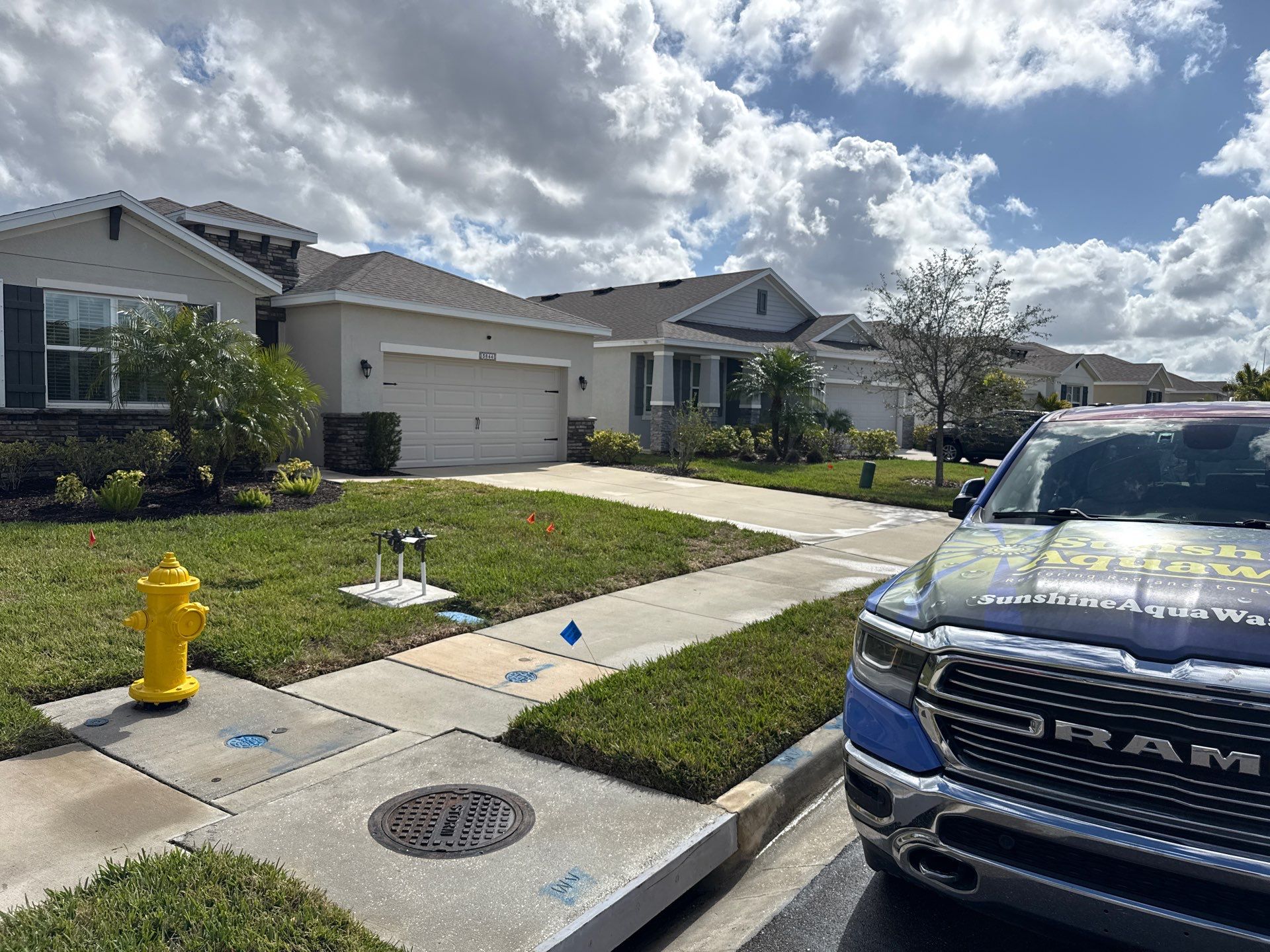 House Wash, Lanai Cleaning & Driveway Washing | Willow Walk Palmetto FL by Sunshine AquaWash