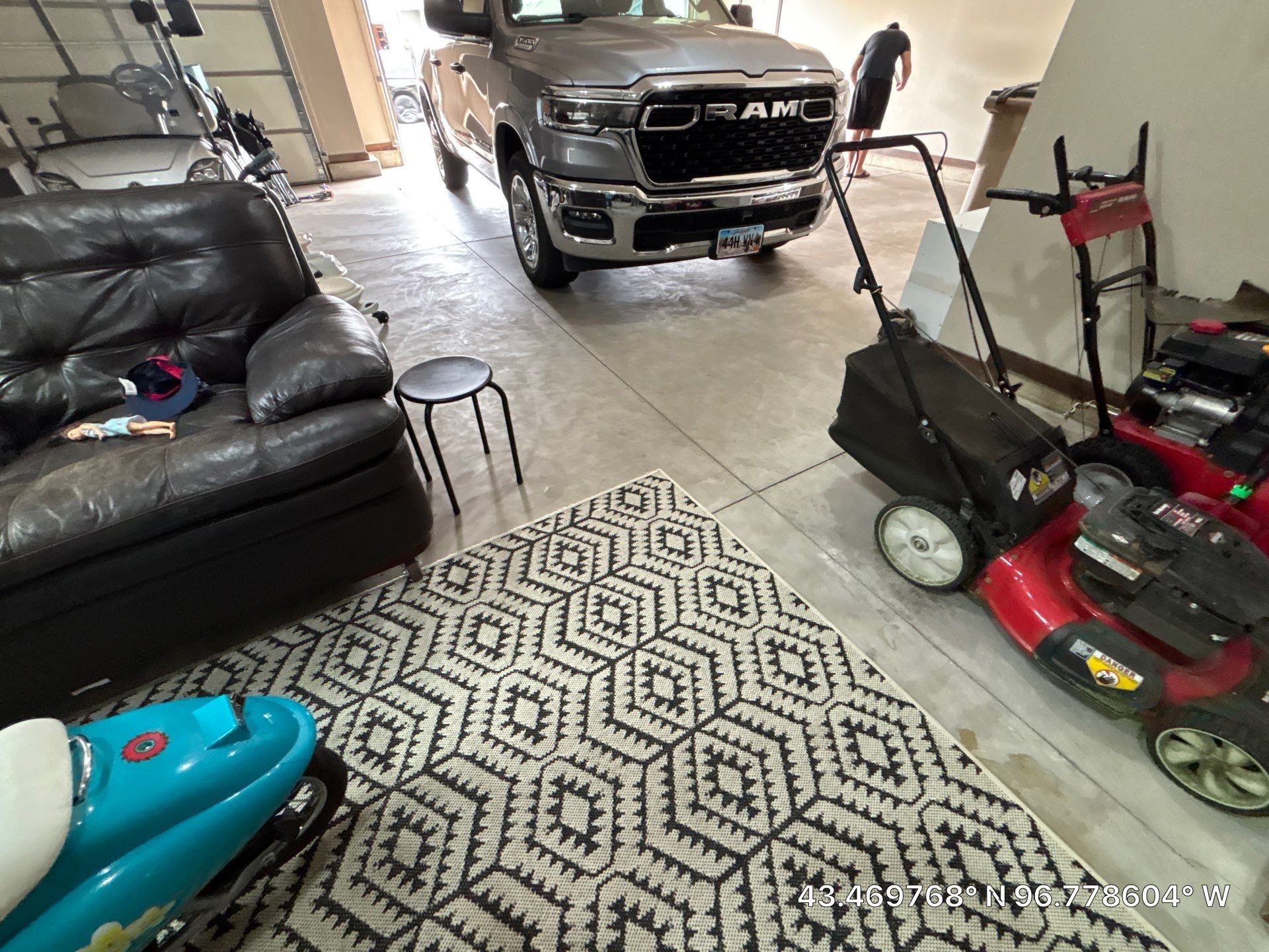 Garage and Patio Concrete Coatings in Sioux Falls by Select Painting, Coatings & Garage Cabinets