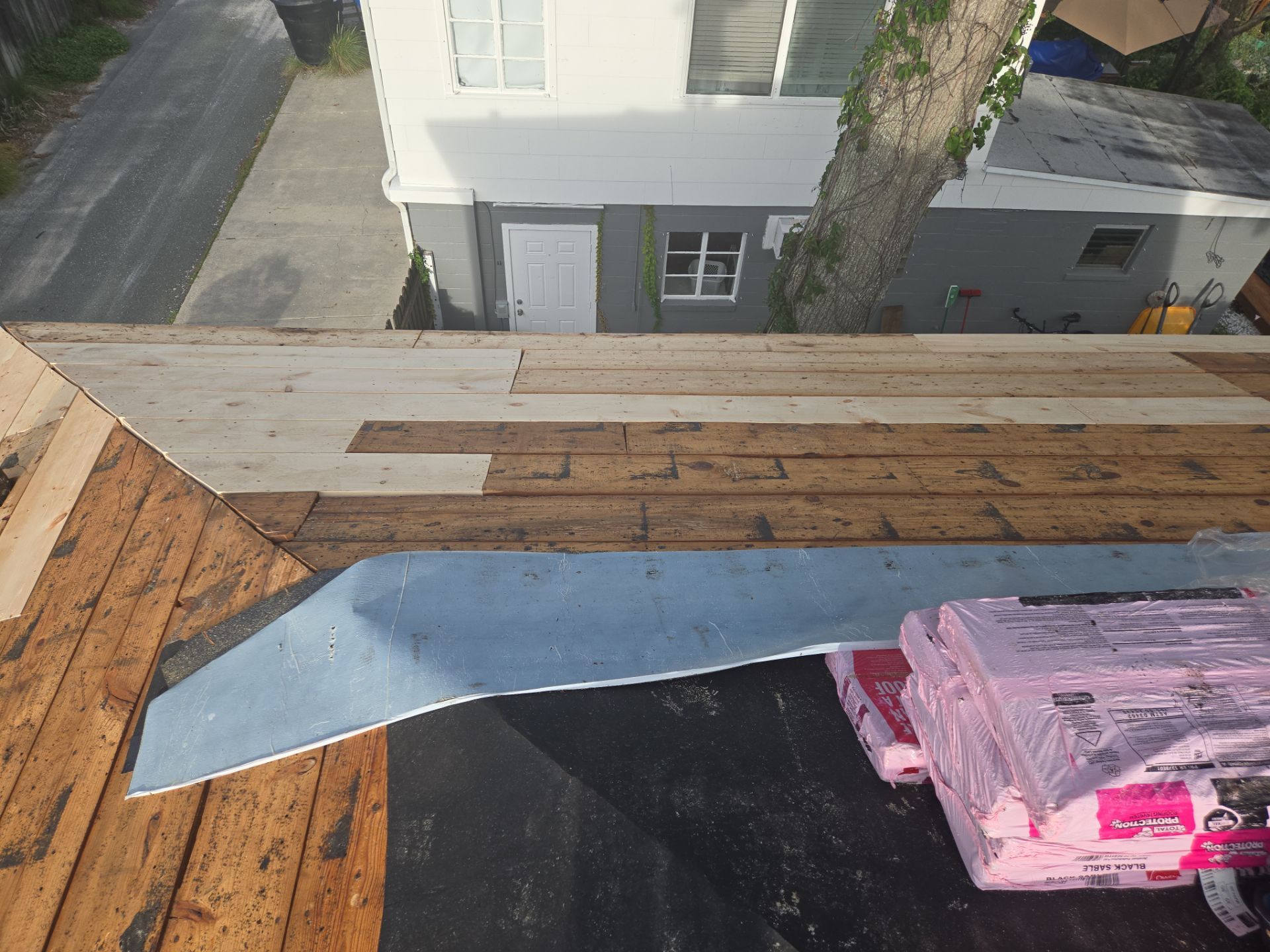 Project in St. Petersburg 33704 by Mitchell Roofing Company LLC 