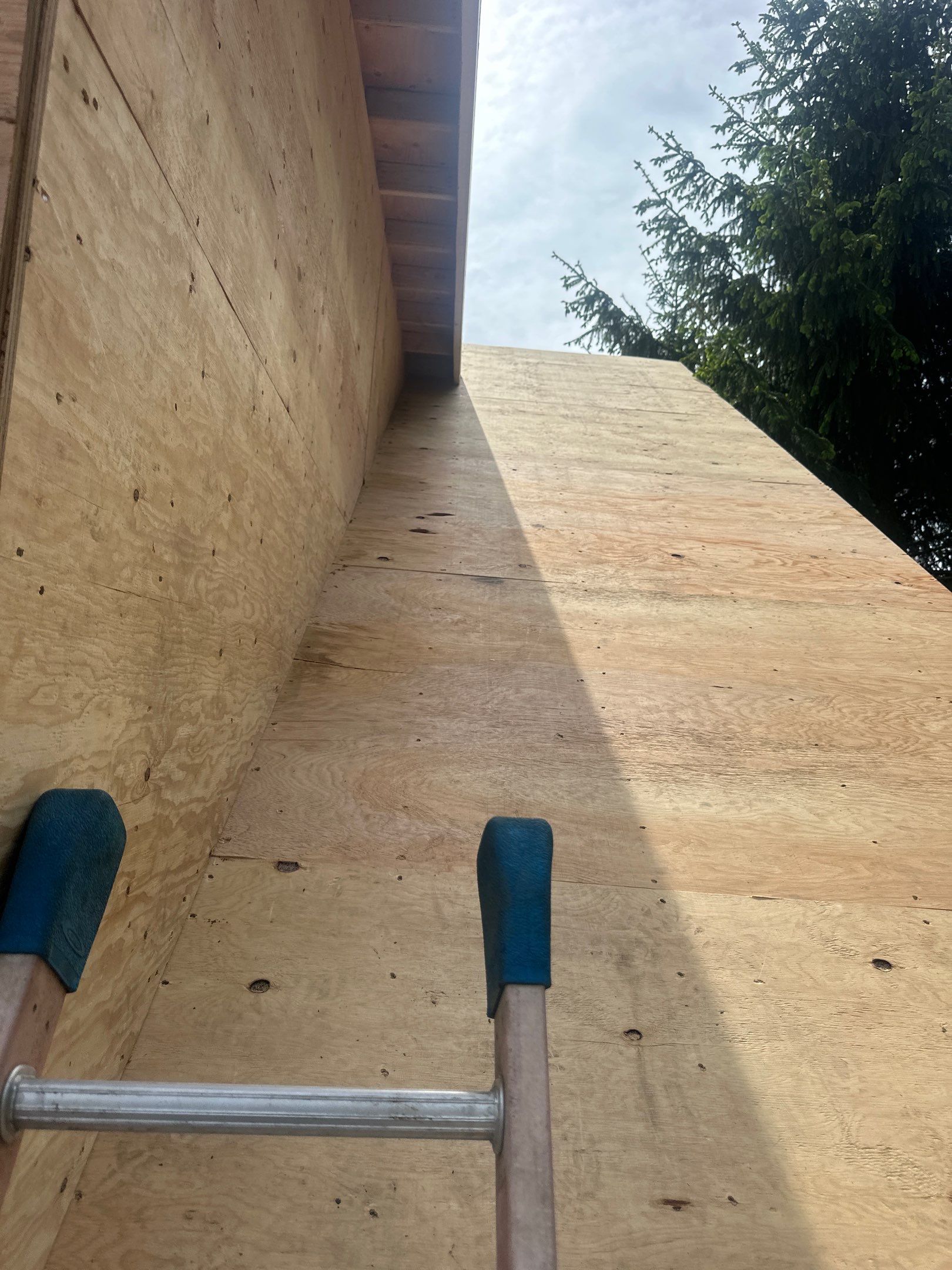 Kevin Metal Roof Installation - 1090 by LGM Roofing Contractor