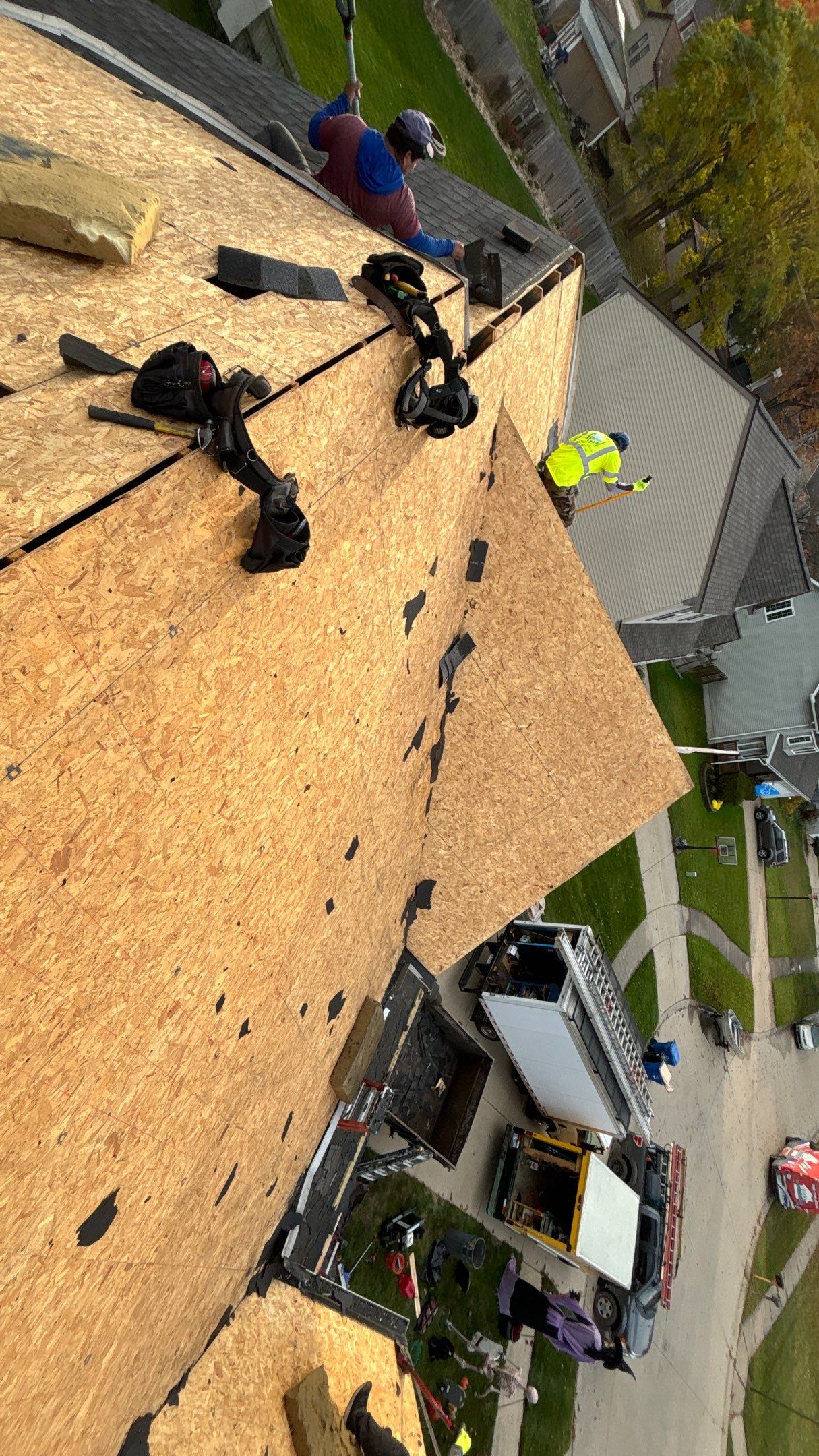 Roof Replacement using CertainTeed Landmark by 180 Contractors