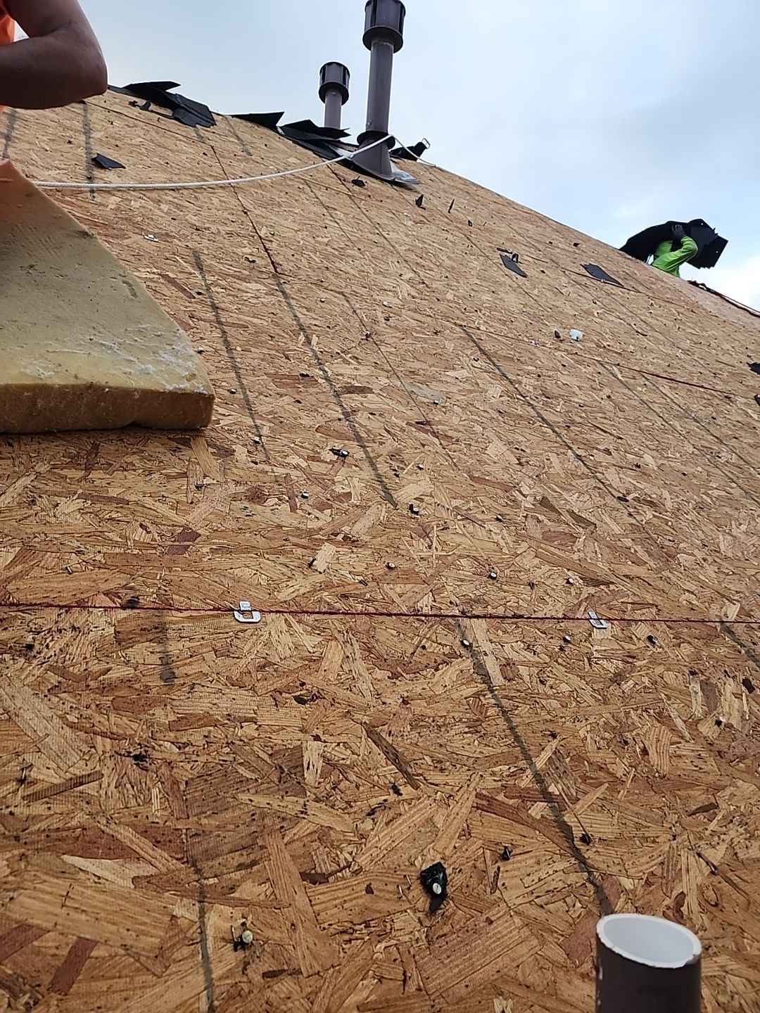 Residential Roofing Installation using Owen's Corning Duration (Lifetime) Shingles by Roof Repair Company