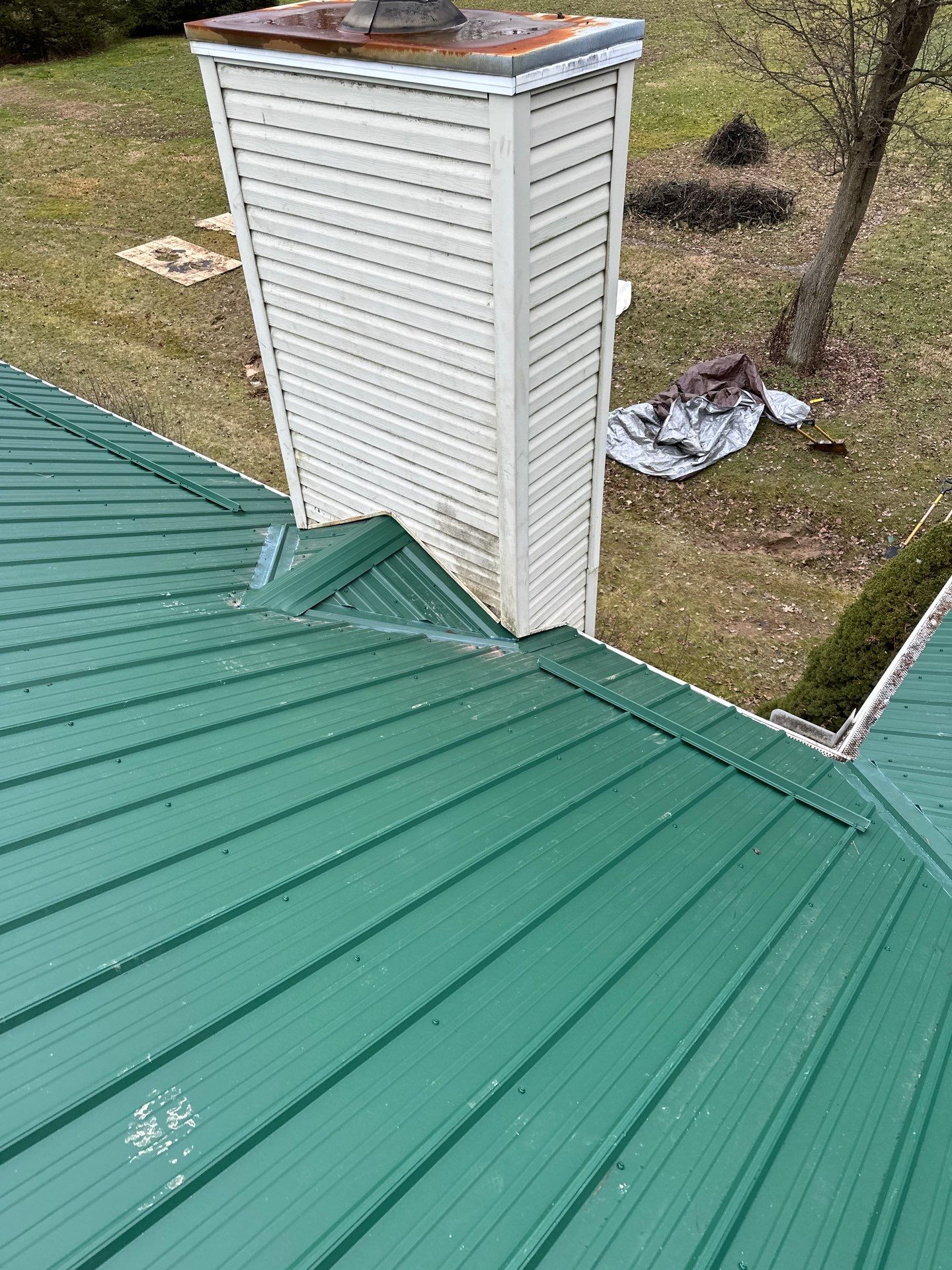 Alpha Rib, Color: Forest Green by Eagle Eye Roofing