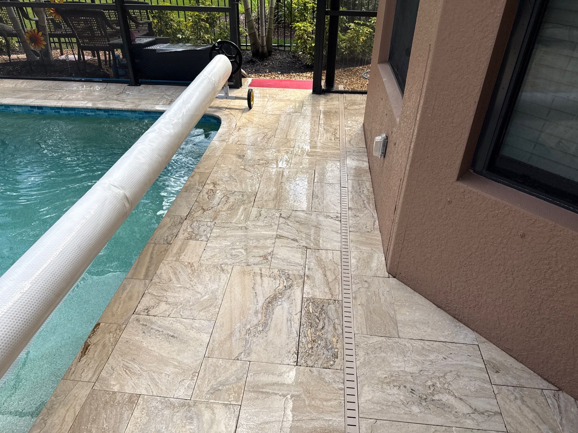 Tile Roof & Pool Deck Cleaning in Artisan Lakes Esplanade, Palmetto, FL – Sunshine AquaWash by Sunshine AquaWash