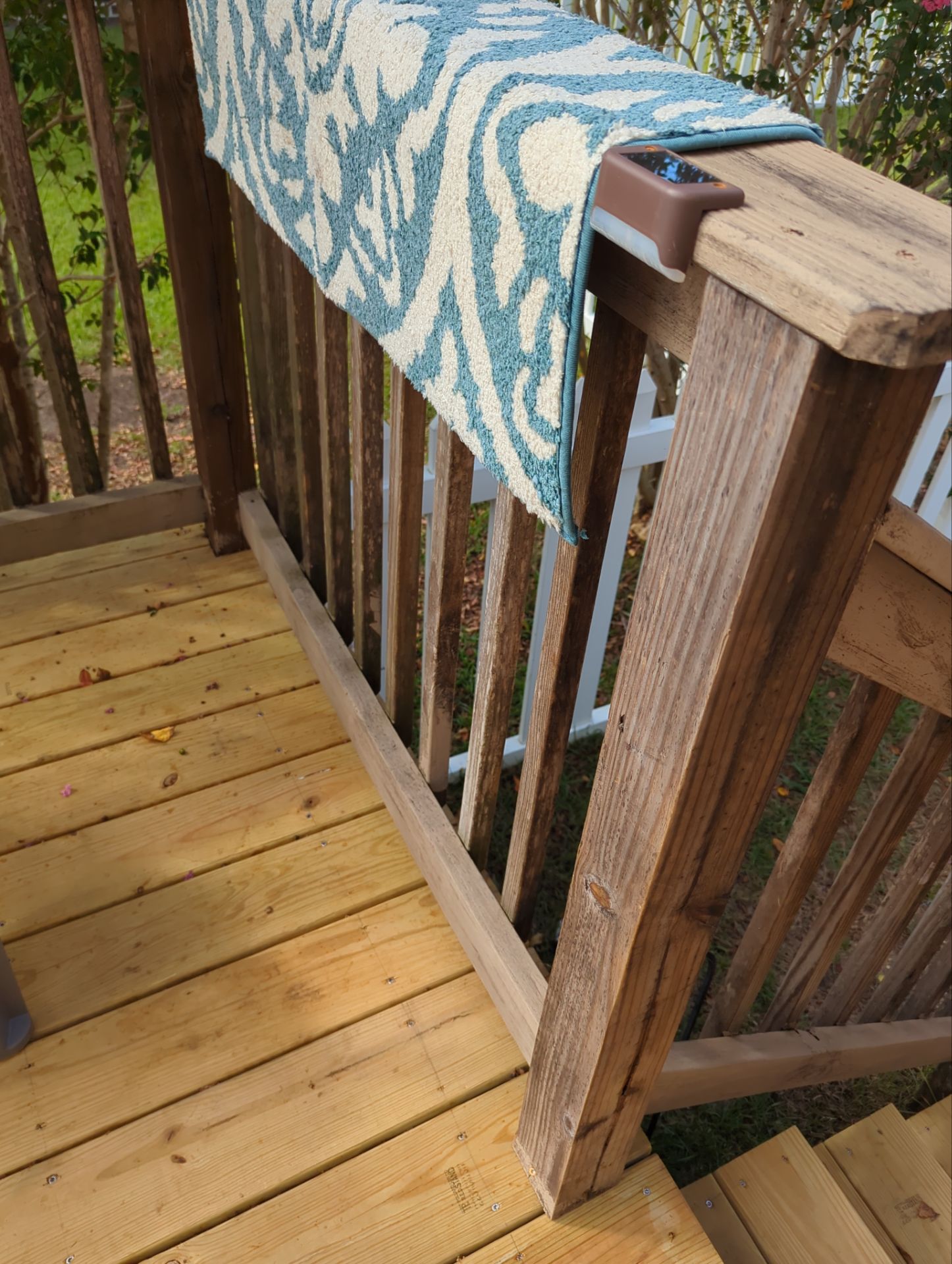 Painted Deck using Wood Sealant by DuraSeal