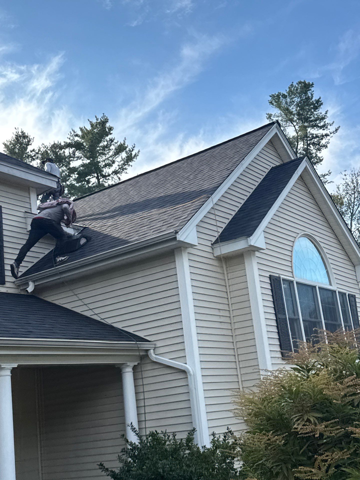 Complete Roof Replacement with Owens Corning TruDefinition Shingles by Mighty Dog Roofing of Greater Middlesex County