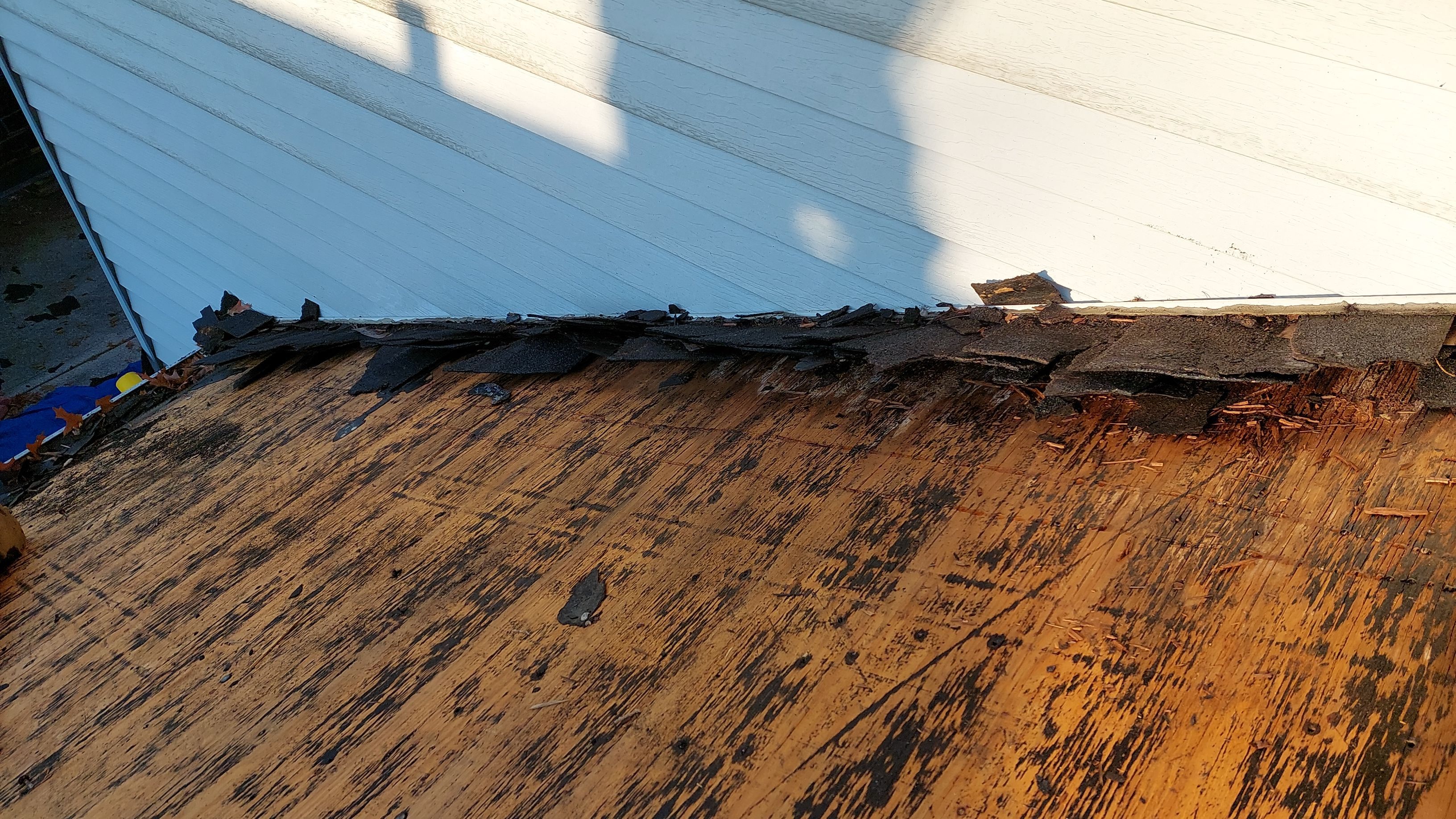 Liberty Township - Pristine Black by Tamlin Roofing