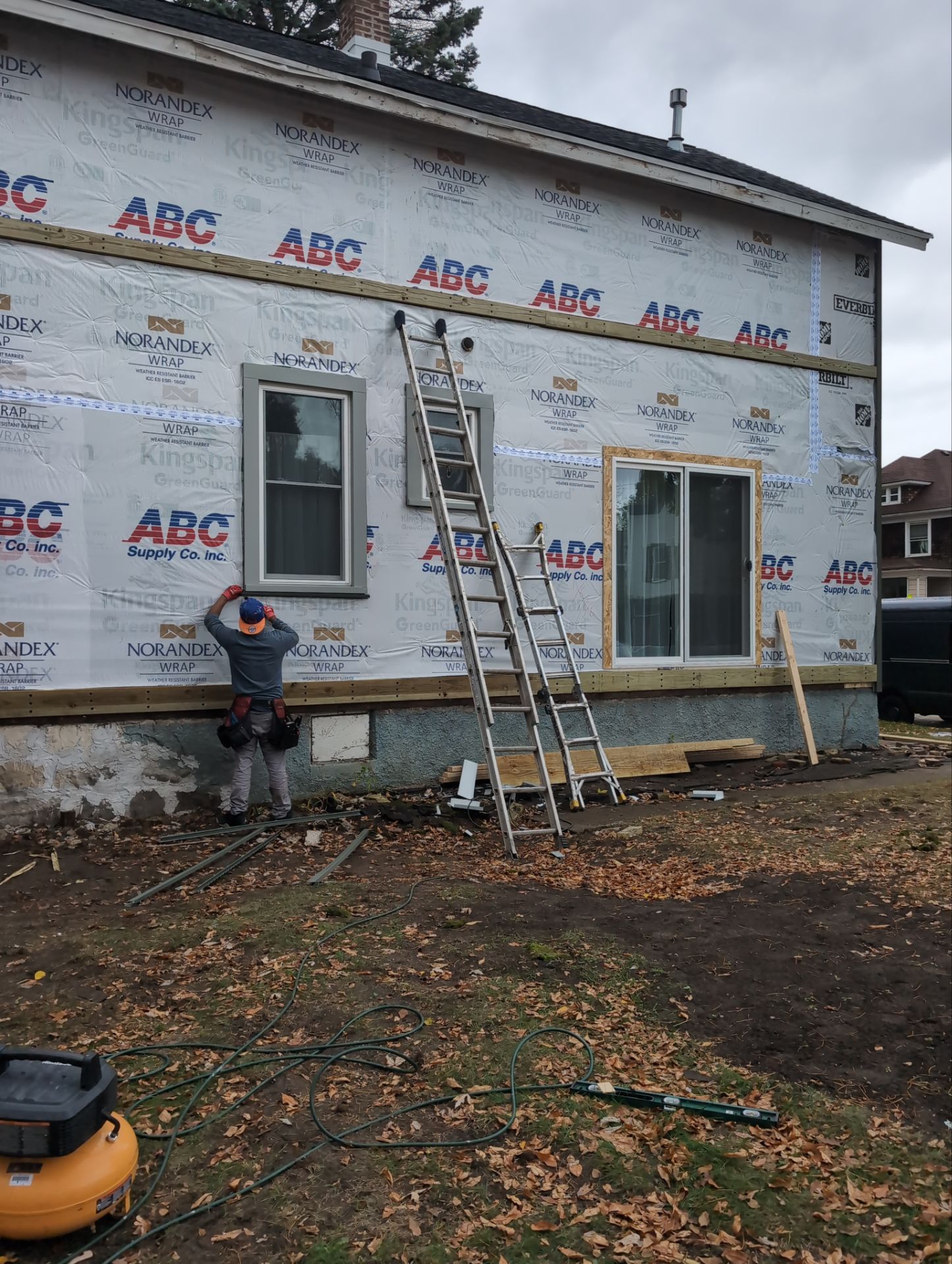 FULL HOME SIDING MAKEOVER SHEBOYGAN by Gellings Roofing and Siding LLC