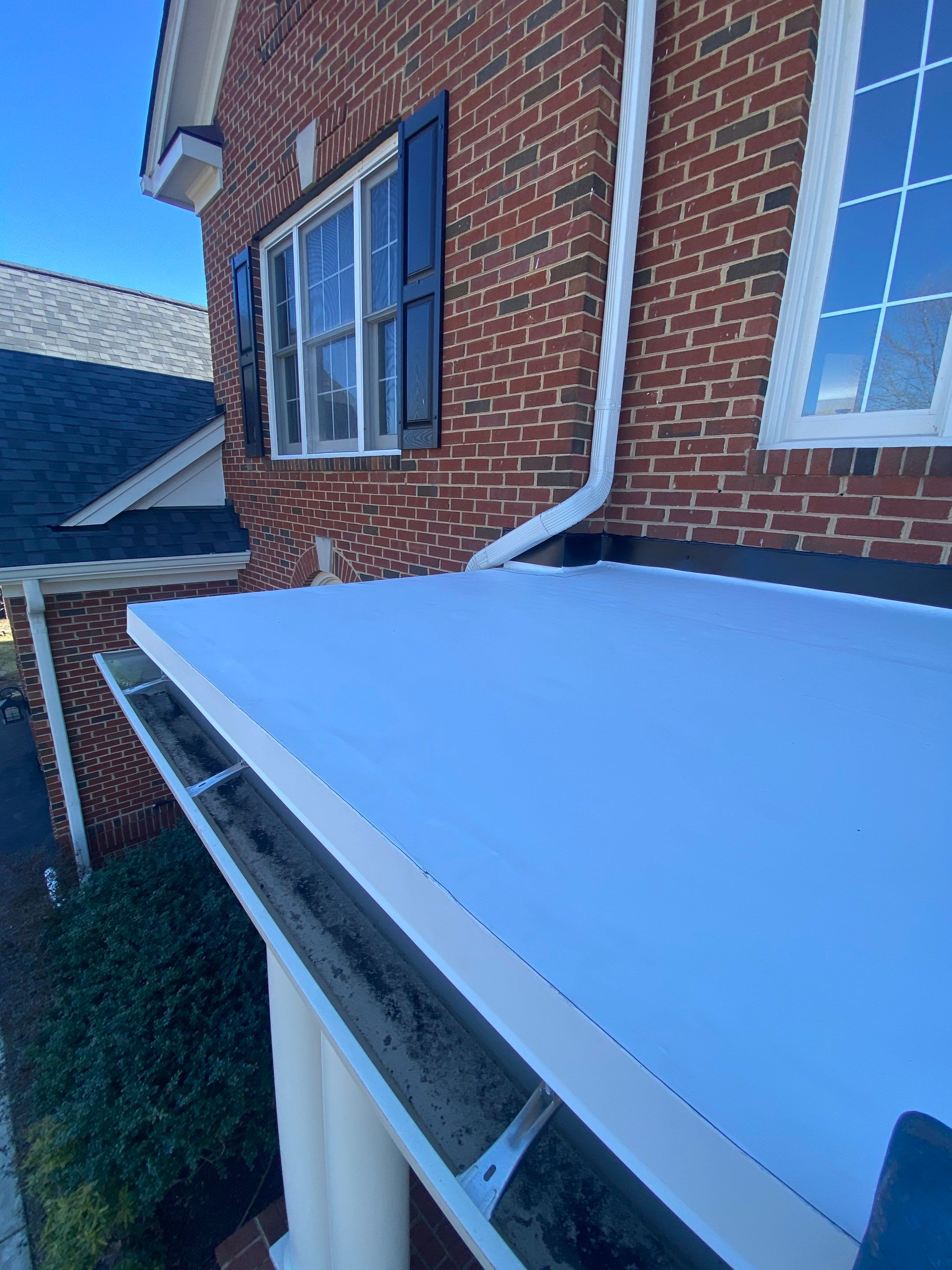 Springfield: Residential Roof Replacement with CertainTeed Landmark Pro in Max Def Moire Black by RM Banning, Inc.