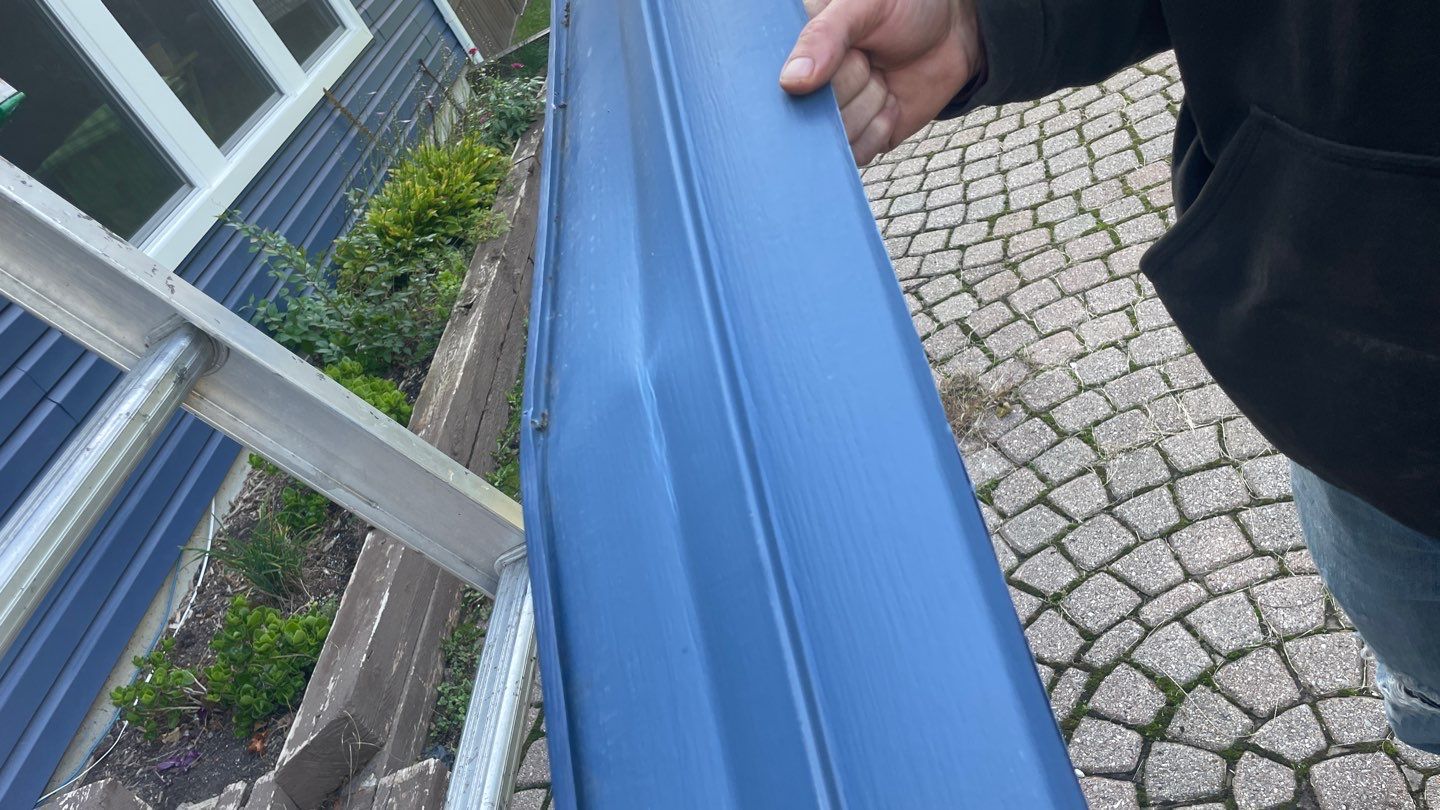 Siding Replacement using CertainTeed Restoration Classis D4 by 180 Contractors