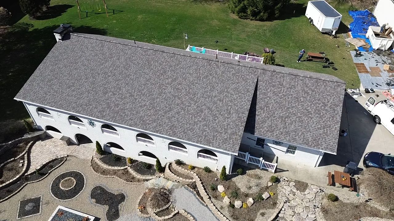 Atlas Pinnacle Color: Majestic Shake; Drip Edge Color: Royal Brown by Eagle Eye Roofing