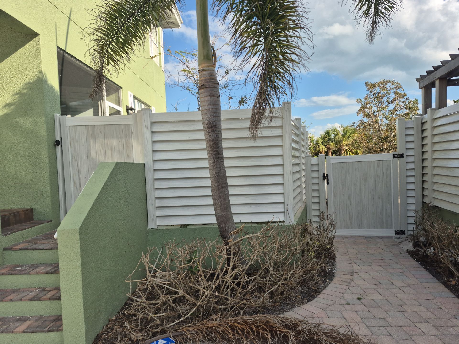 363 tierra mar ln by H&Y Fence