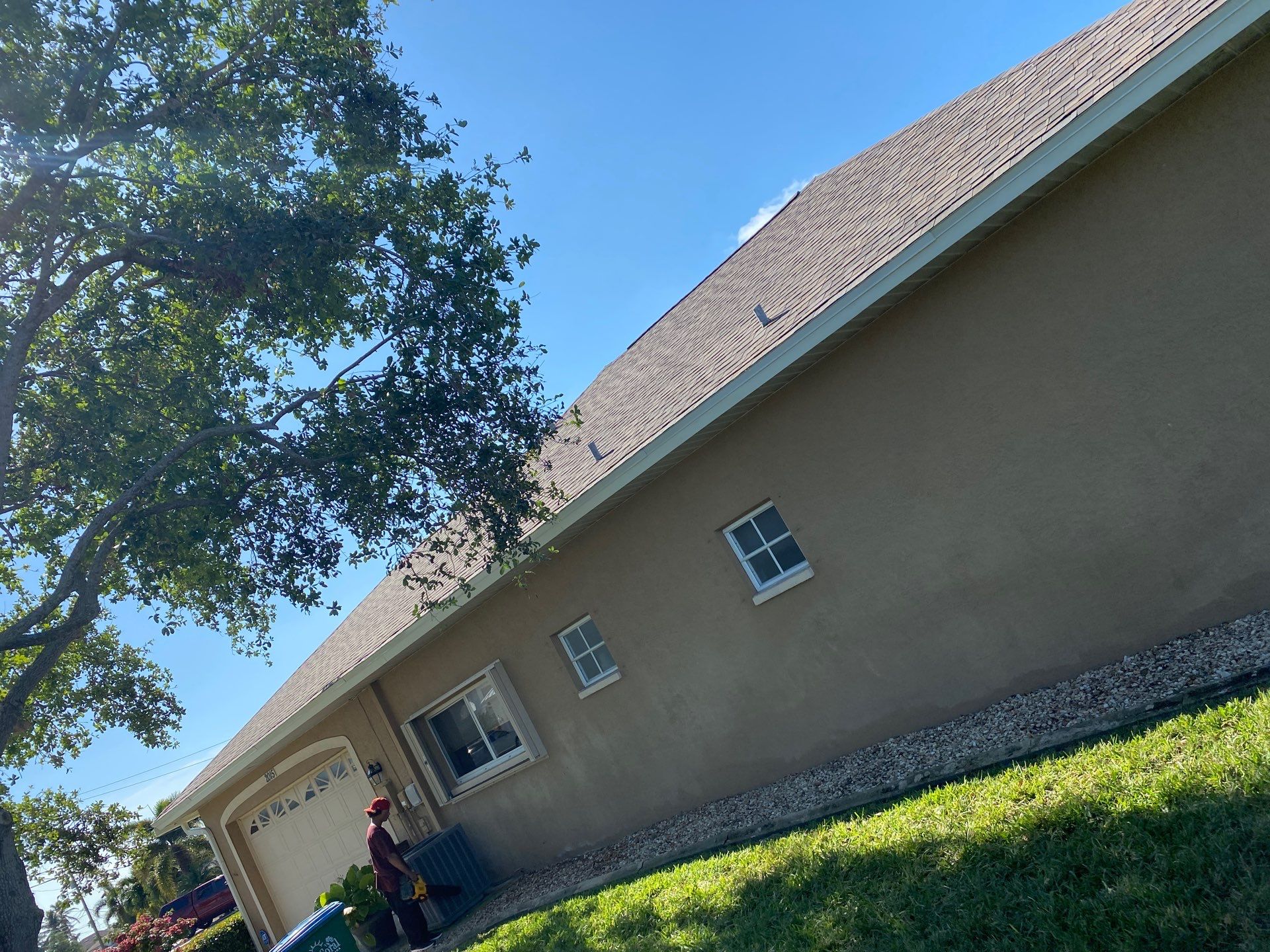 7-Inch Gutters for Large Homes in Cape Coral FL by Gutter Professors