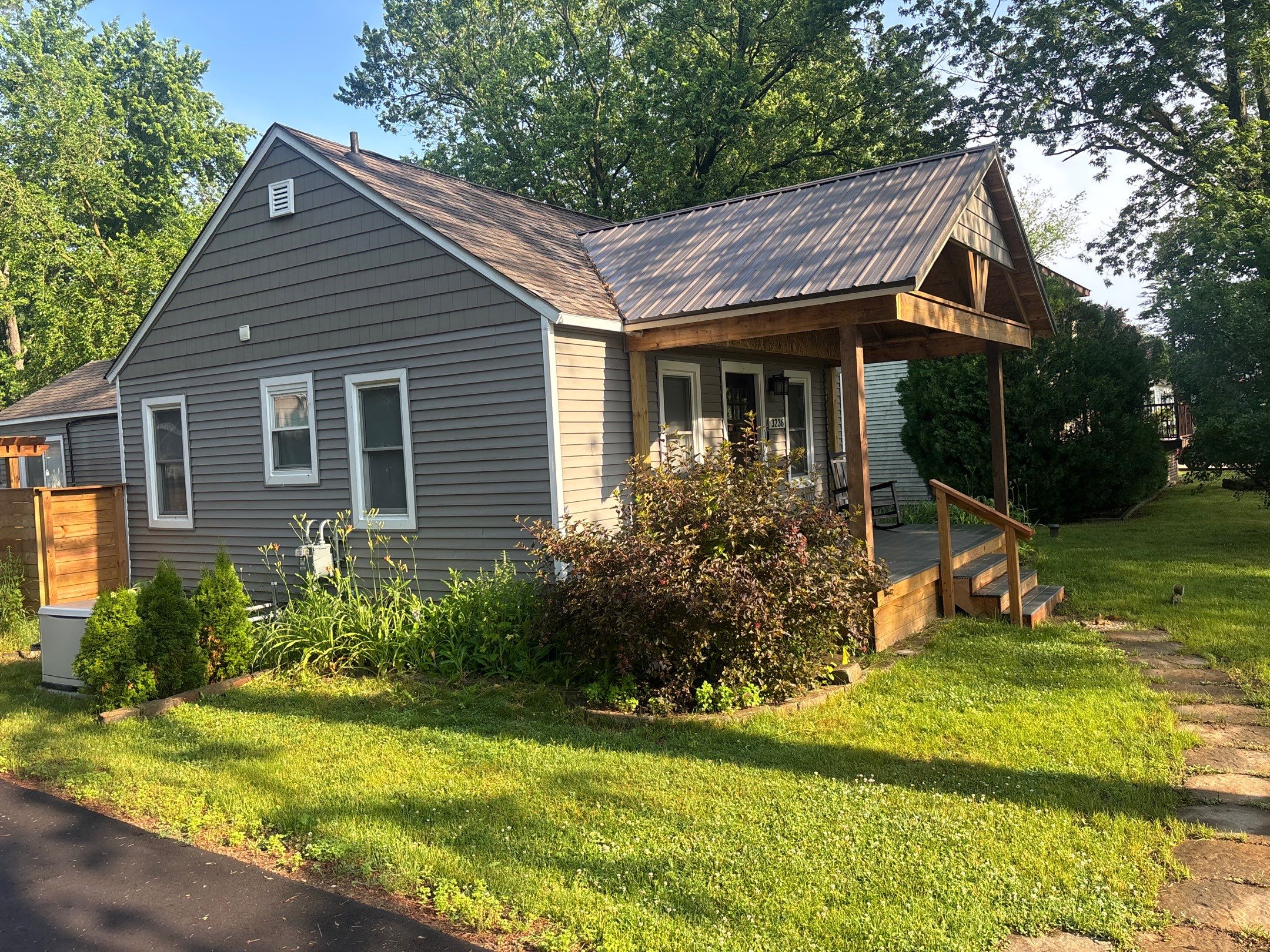 Roof Replacement using Owens Corning Peppercorn by 180 Contractors