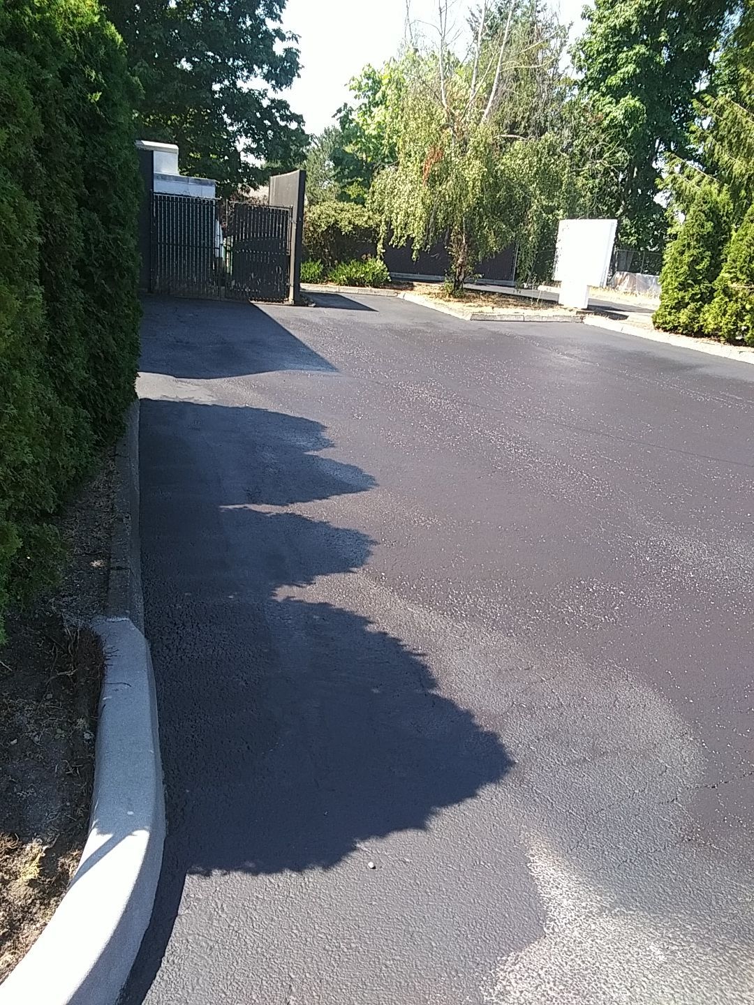 Brooklyn Bros Pizza | Sealcoating & Striping by Jireh Asphalt & Concrete Inc 