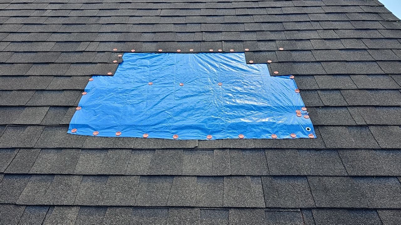 ATLAS PINNACLE COLOR: WEATHERED SHADOW by Eagle Eye Roofing