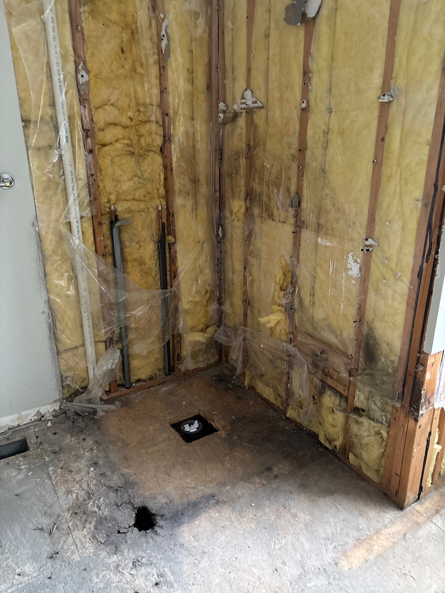 Bathroom Remodel by Footprints Floors Kentucky