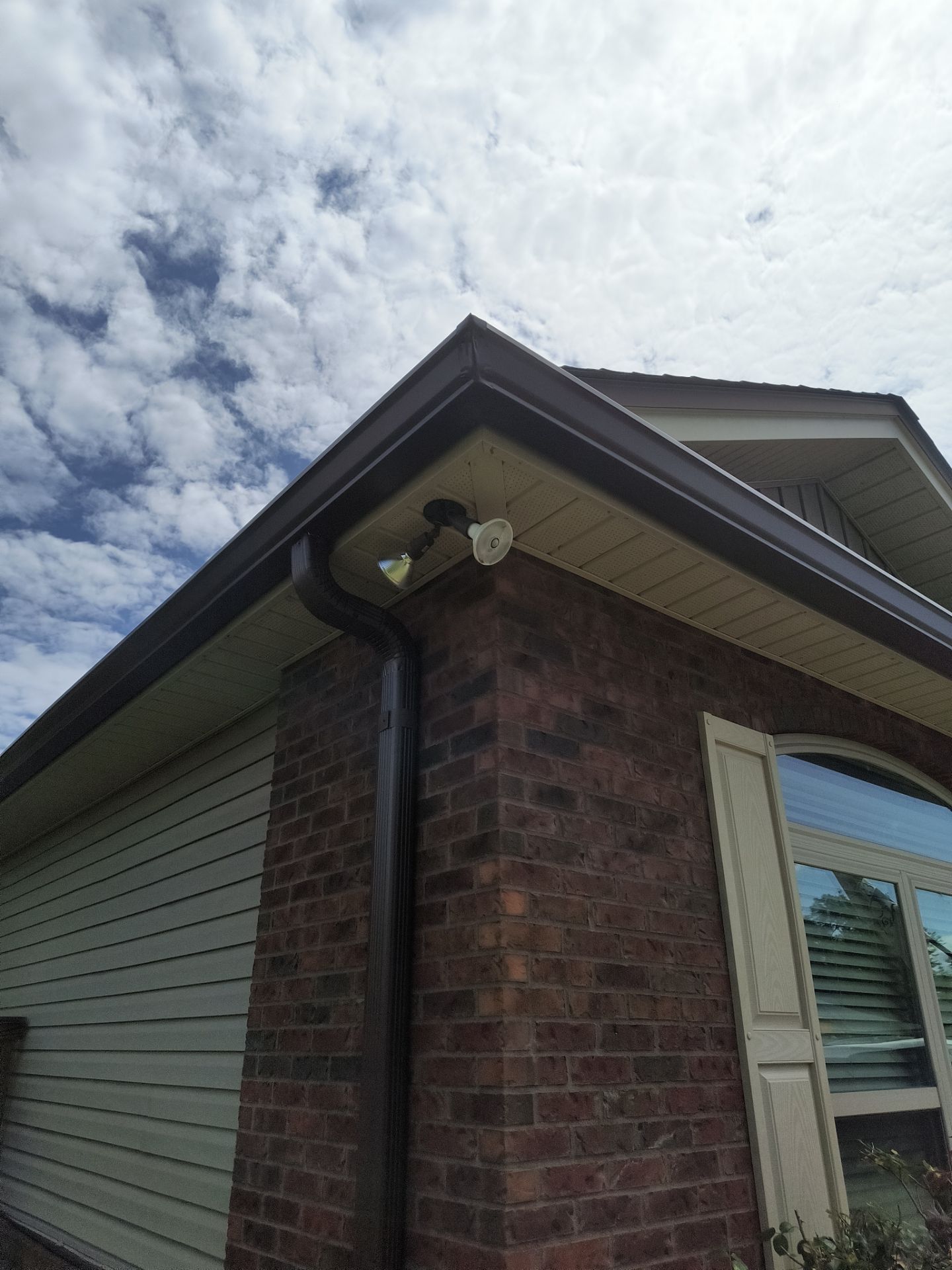 Premium K-Style Seamless Gutters in Panama City FL by Gutter Professors