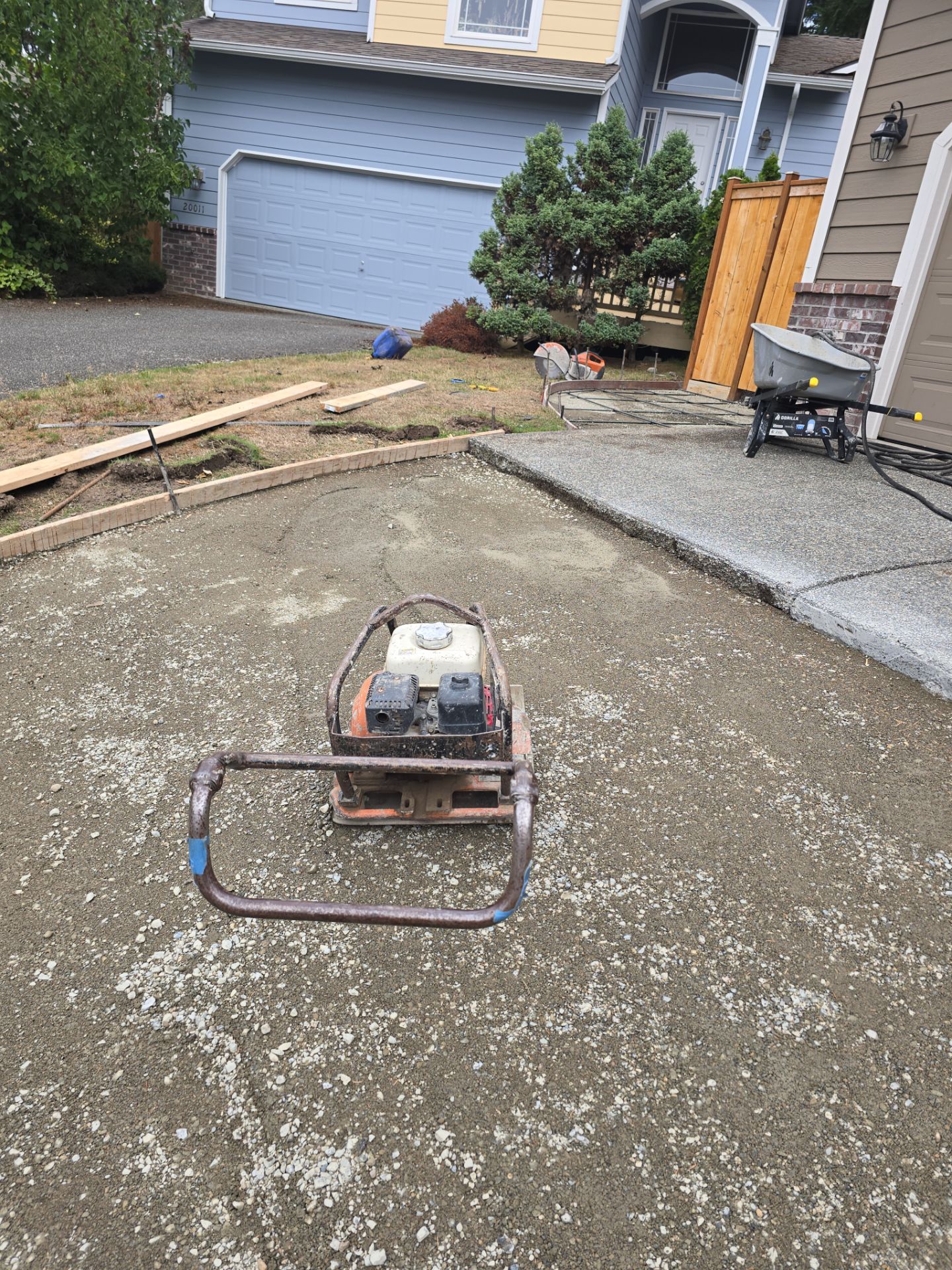 Concrete Driveway and Steps Renovation | Bothell  by Jireh Asphalt & Concrete Inc 