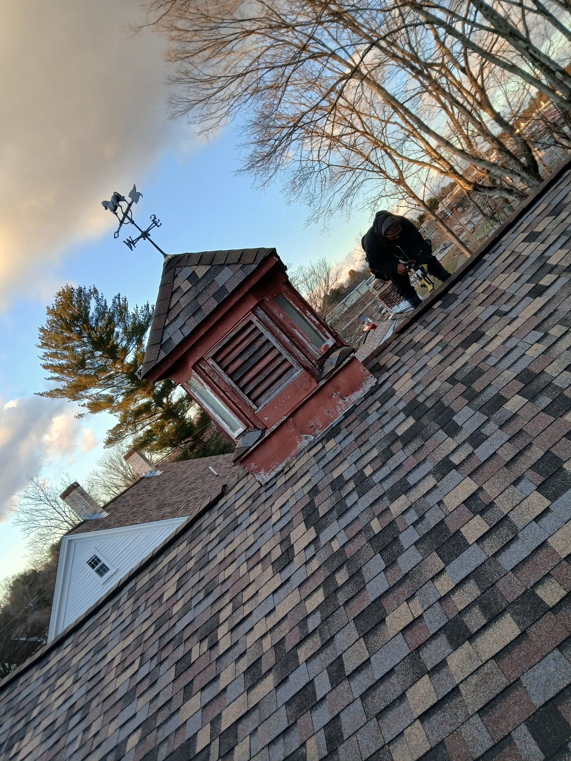 Historic 65-Square Connected Farmhouse Re-Roof in Medfield, MA – Owens Corning Duration Designer, Summer Harvest by JOHNNYS PRO