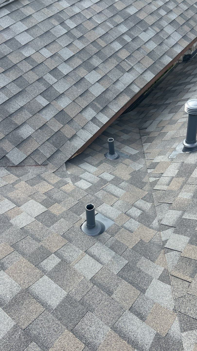 Williamsburg Gray - Owens Corning TruDefinition Duration by RoofsOnly.com