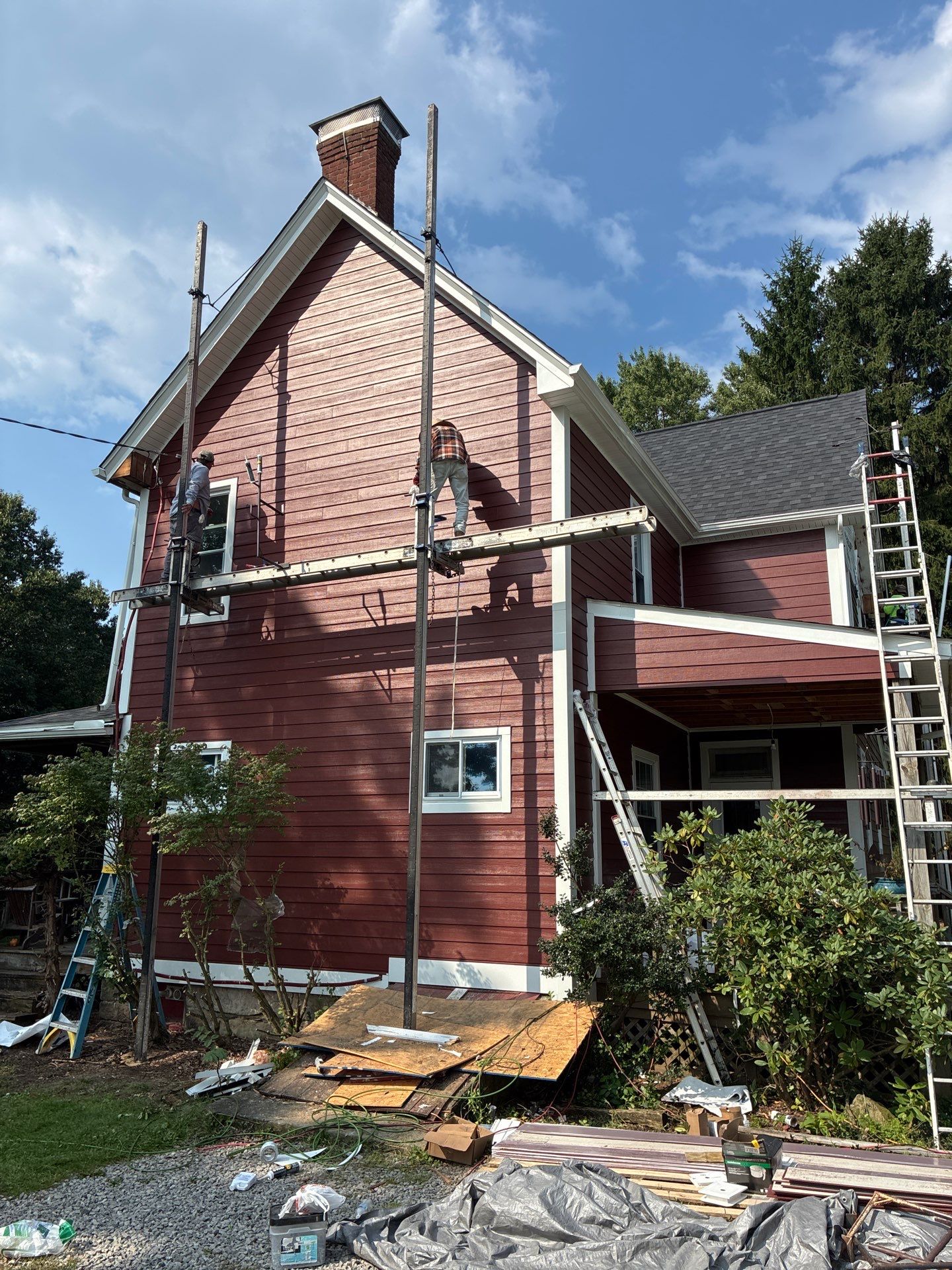 Full House Siding Renovation and Exterior Repairs in Valencia, Pennsylvania by Ideal Siding Pittsburgh