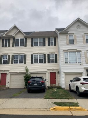 Sterling: Residential Roof Replacement with CertainTeed Landmark in Granite Gray 