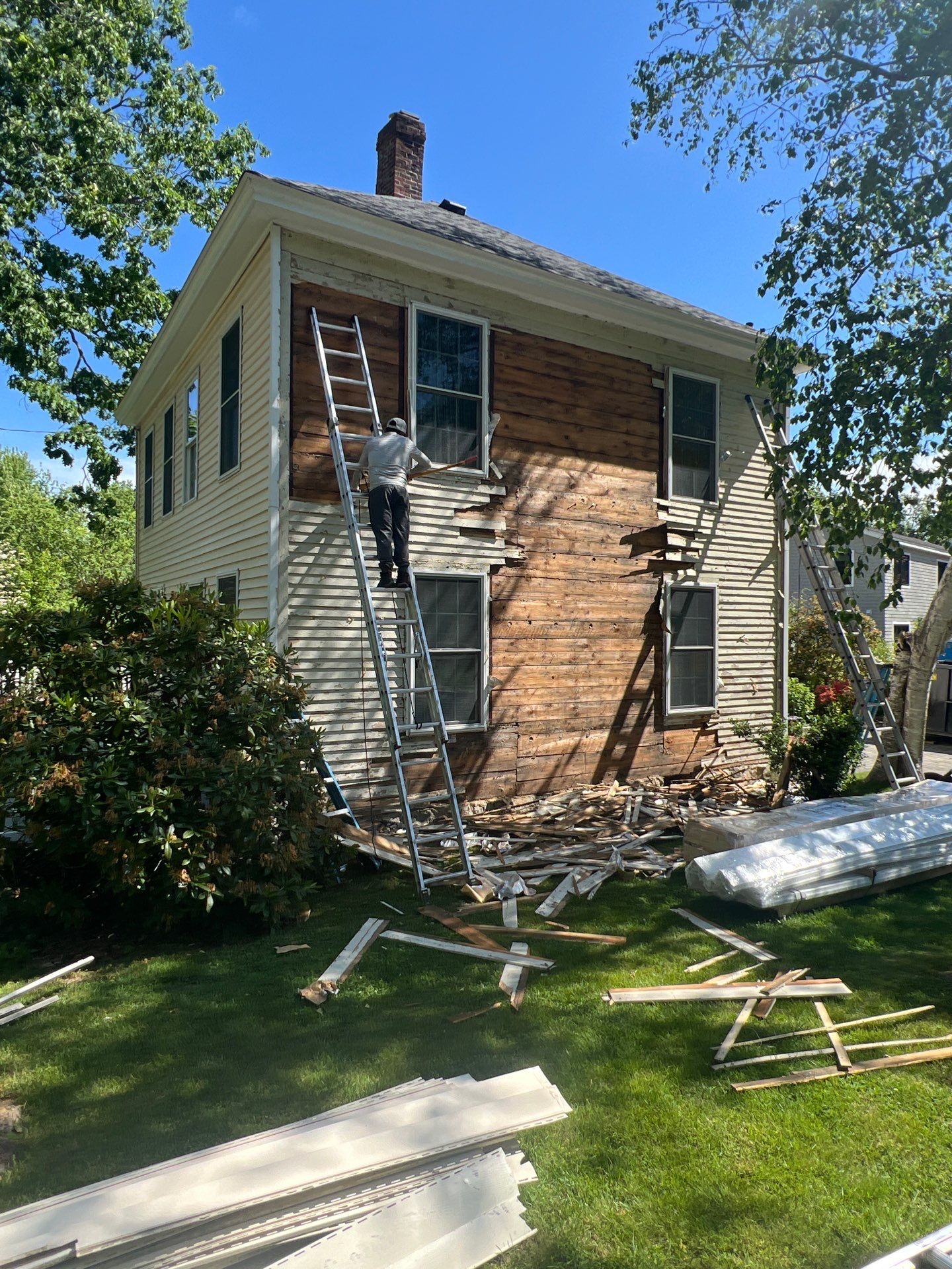 Everlast Siding, and New Asphalt Roofing in New Castle, NH by Tall pine roofing